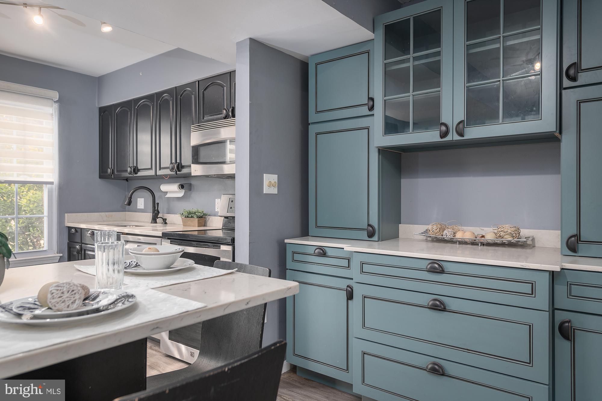 MARINE OAKS VILLAGE - Residential