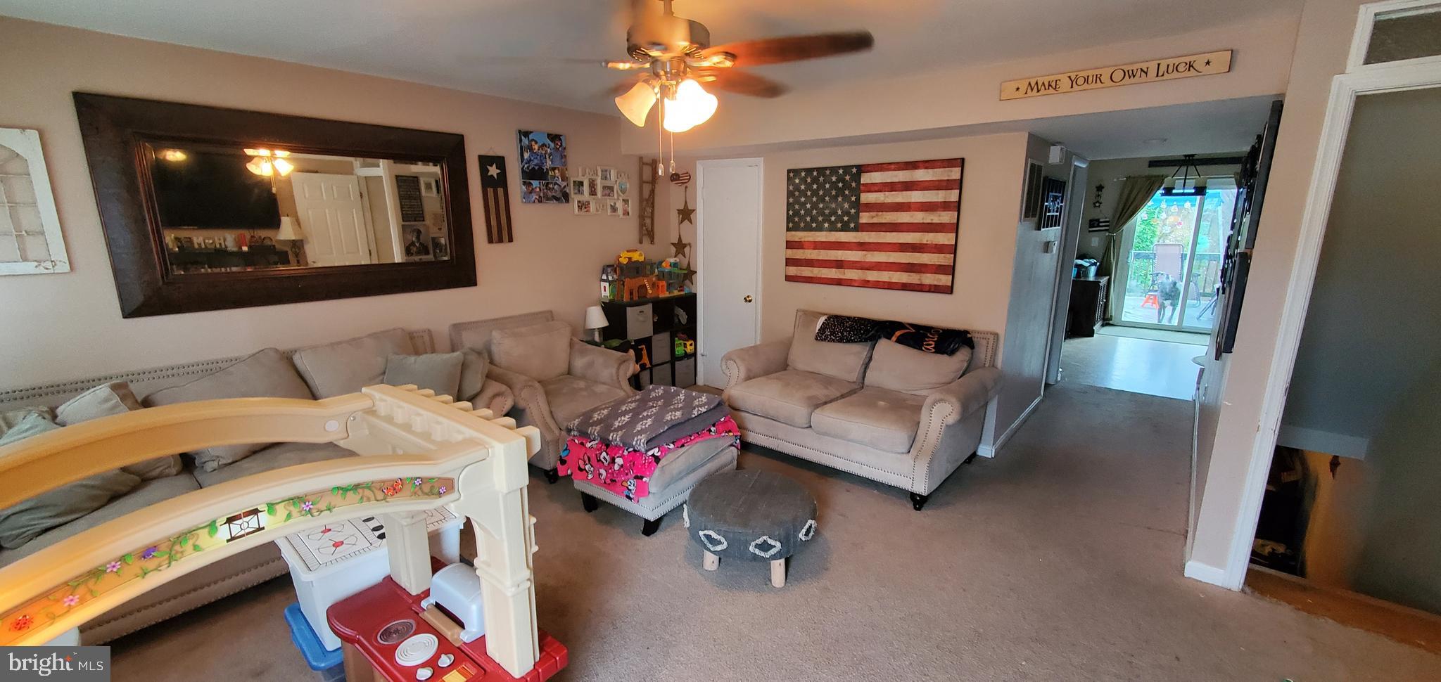 DALE CITY - Residential