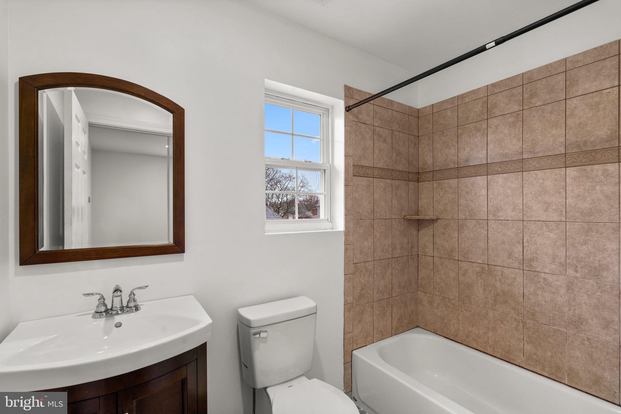 FAIRLAWN - Residential