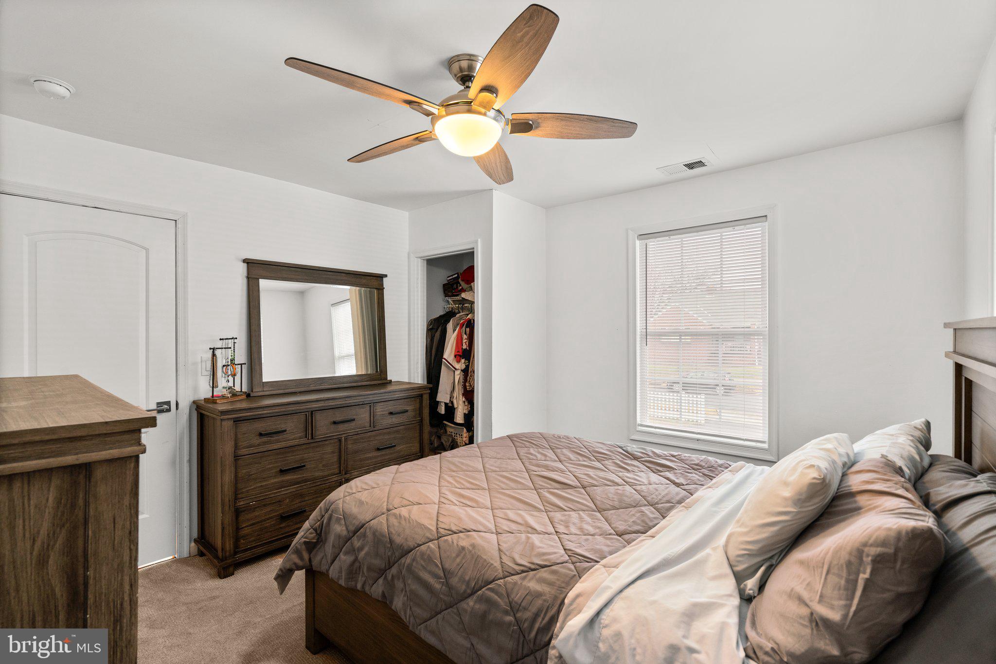 FAIRLAWN - Residential