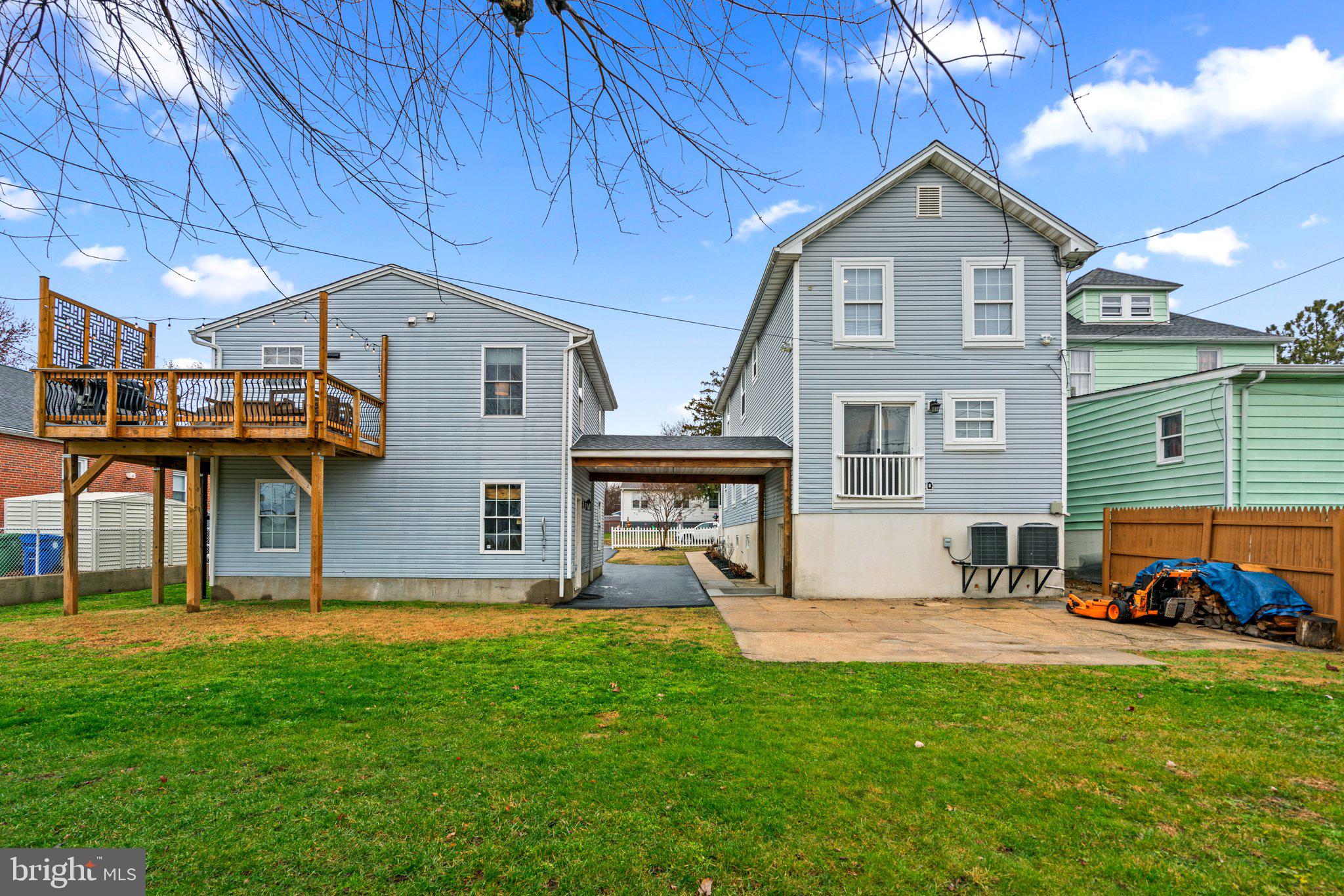 FAIRLAWN - Residential