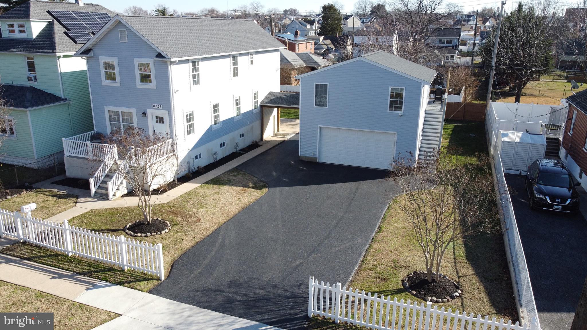 FAIRLAWN - Residential