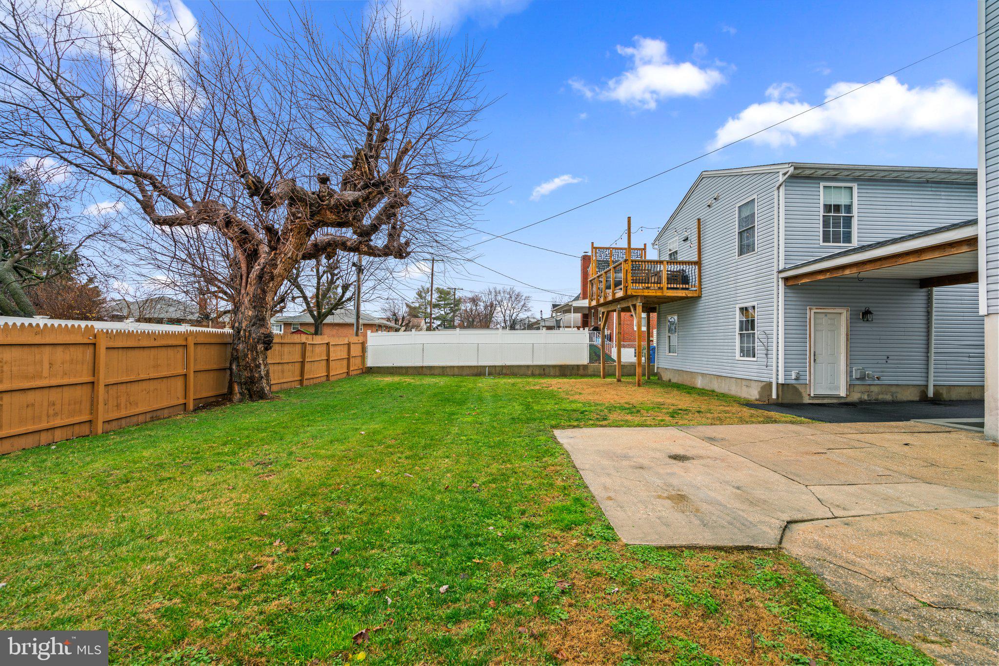 FAIRLAWN - Residential