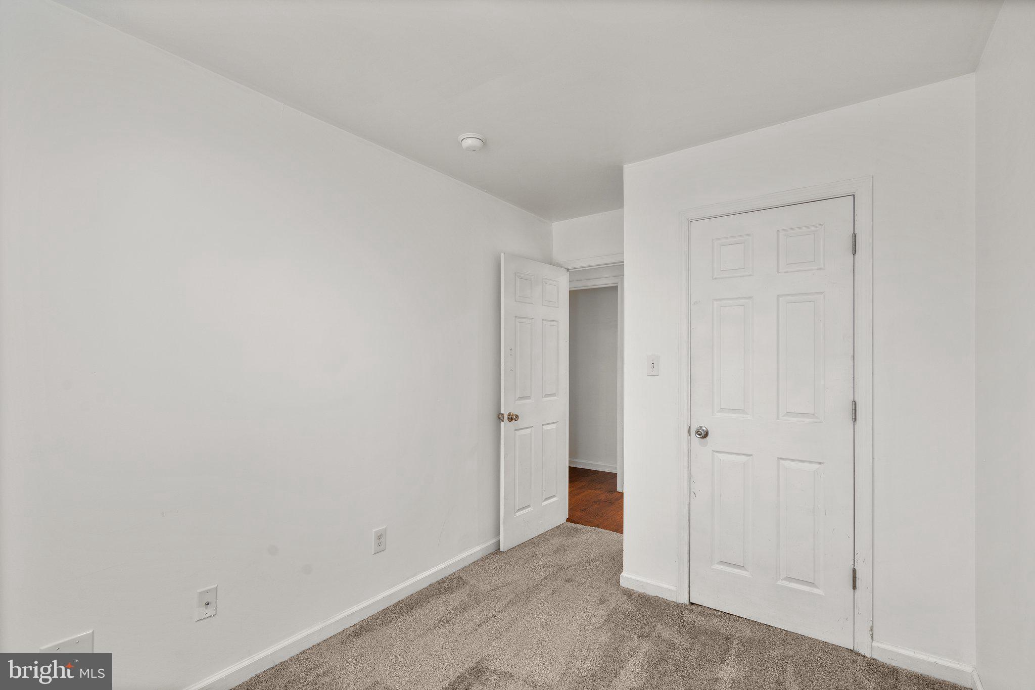 FAIRLAWN - Residential