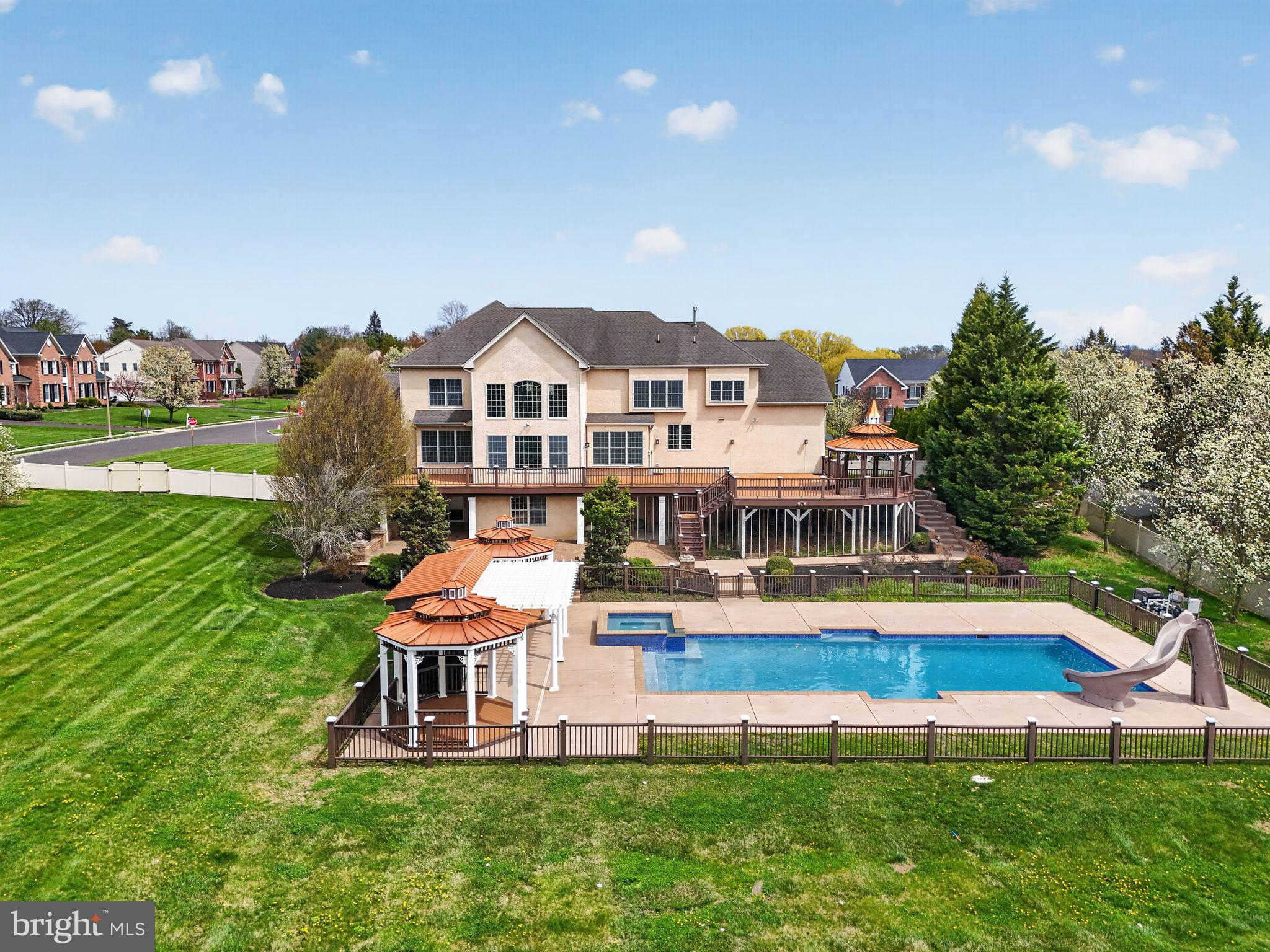 HIGH GATE - Residential