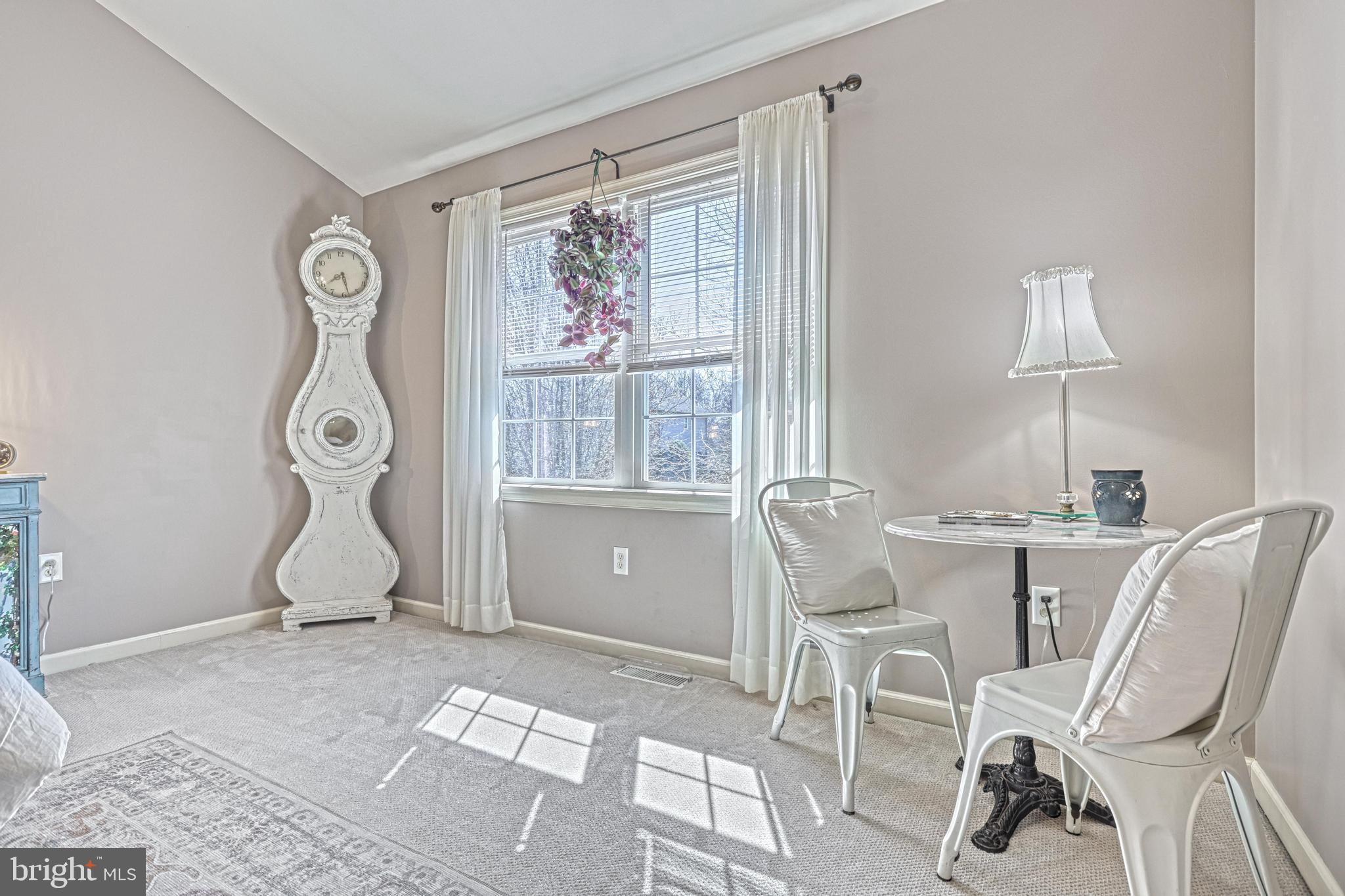 MISTY MEADOWS - Residential