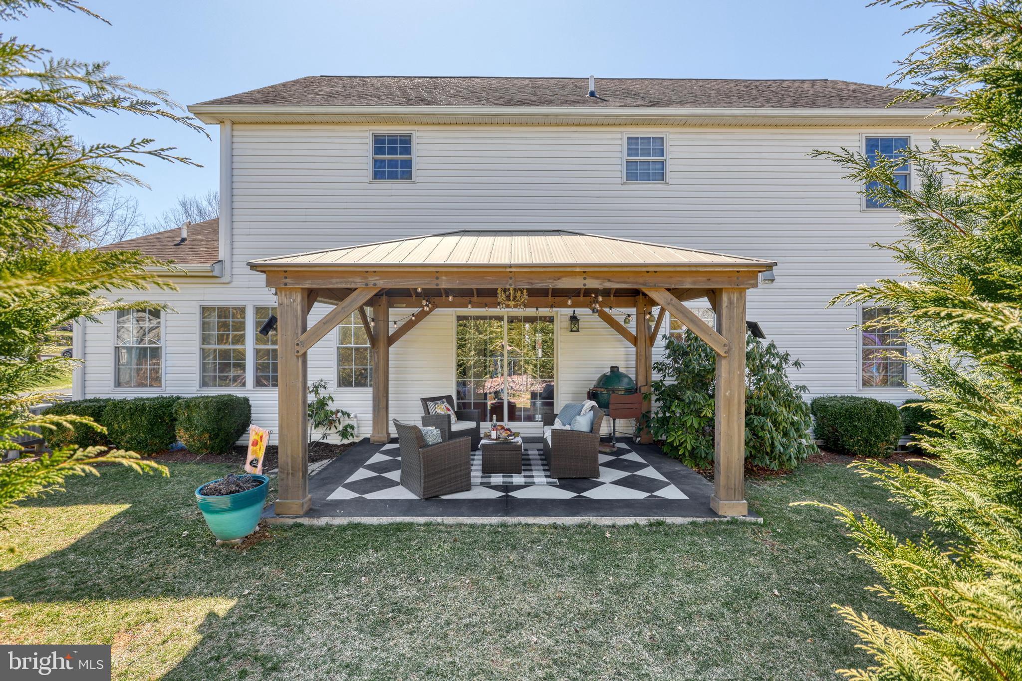 MISTY MEADOWS - Residential