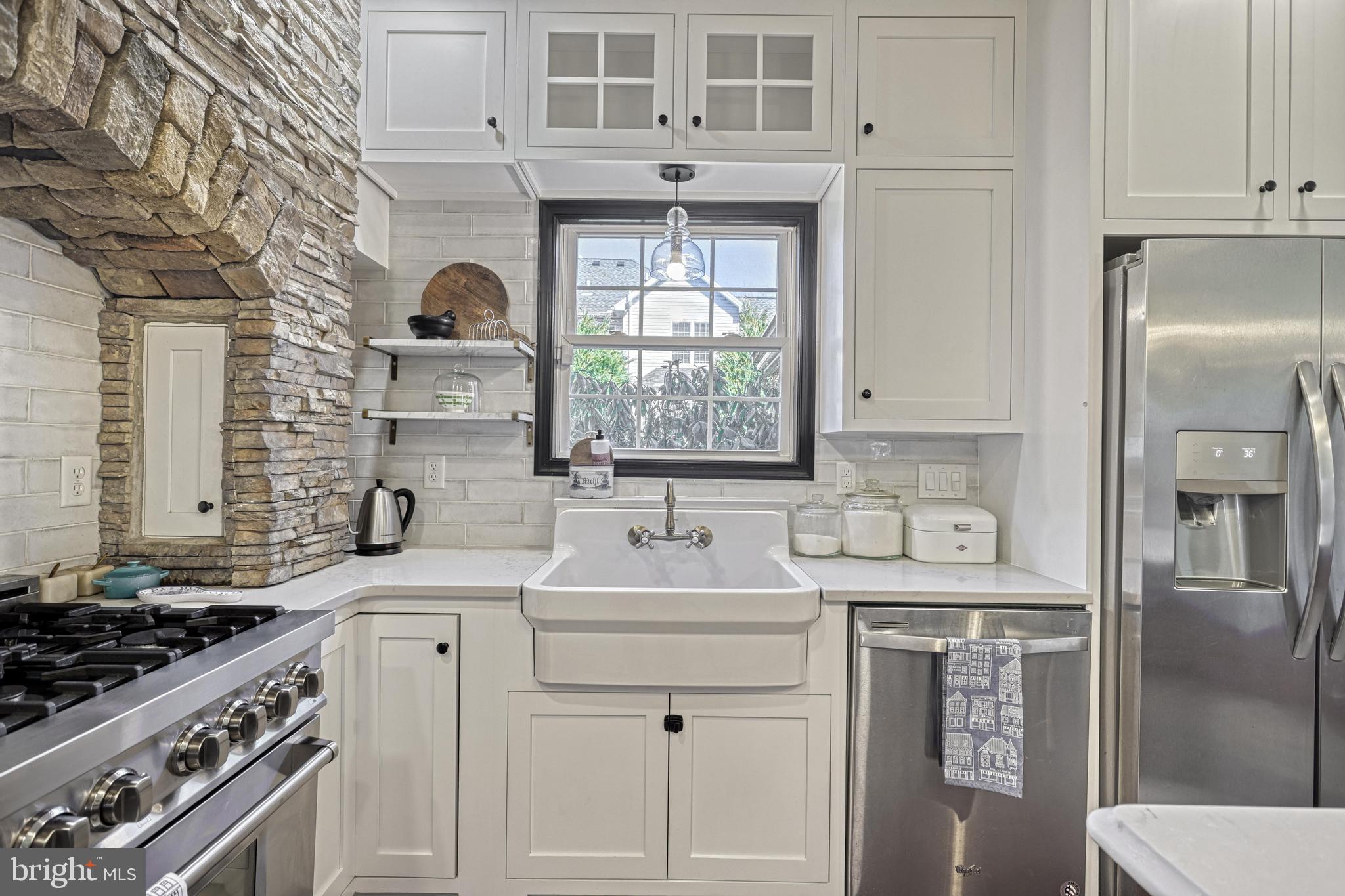 MISTY MEADOWS - Residential