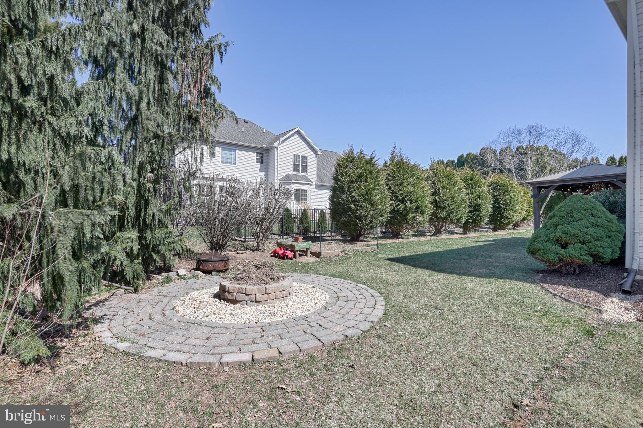 MISTY MEADOWS - Residential