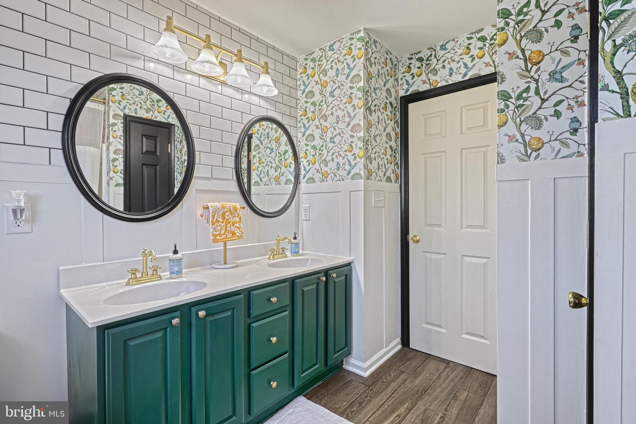 MISTY MEADOWS - Residential