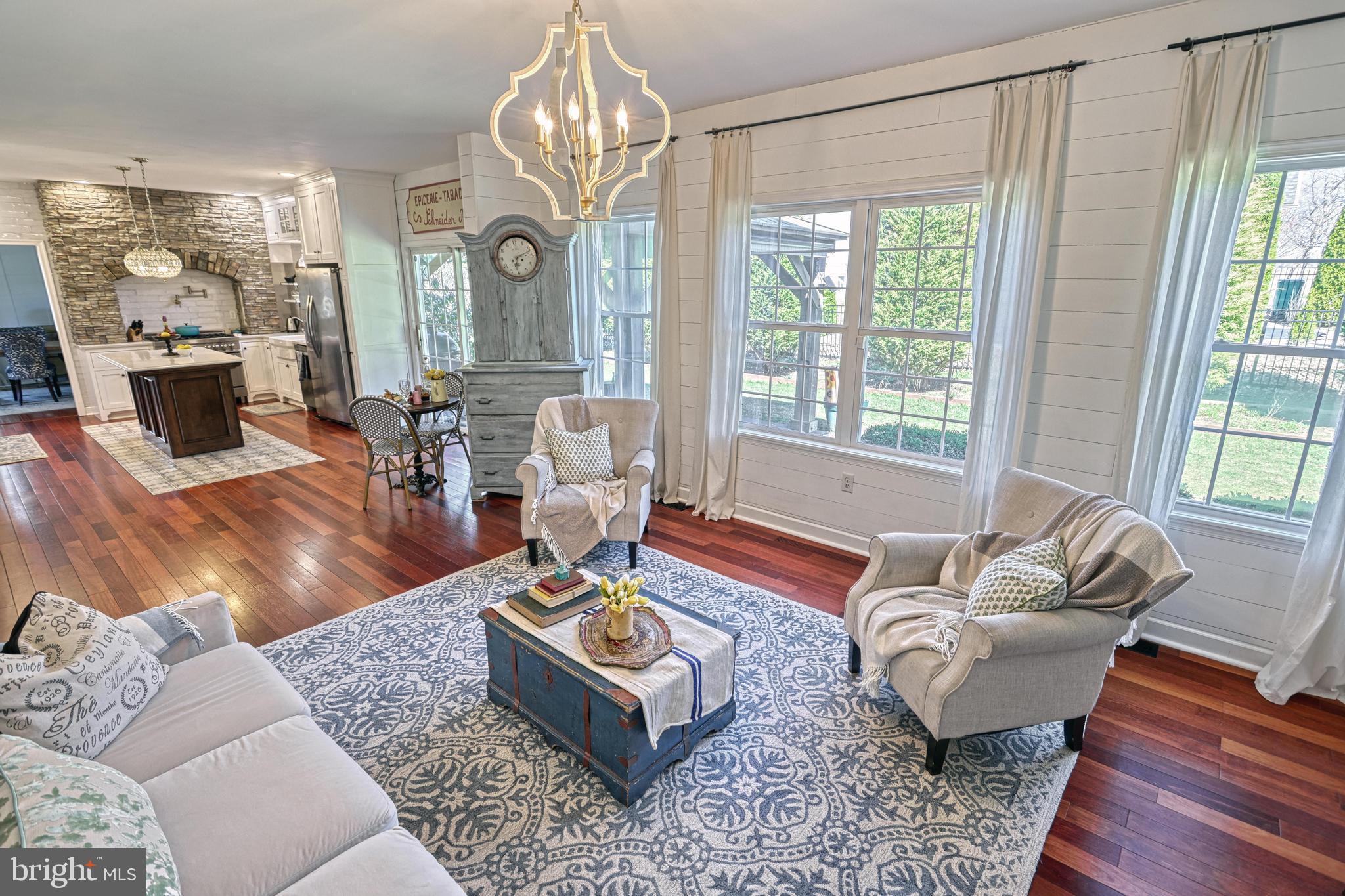 MISTY MEADOWS - Residential