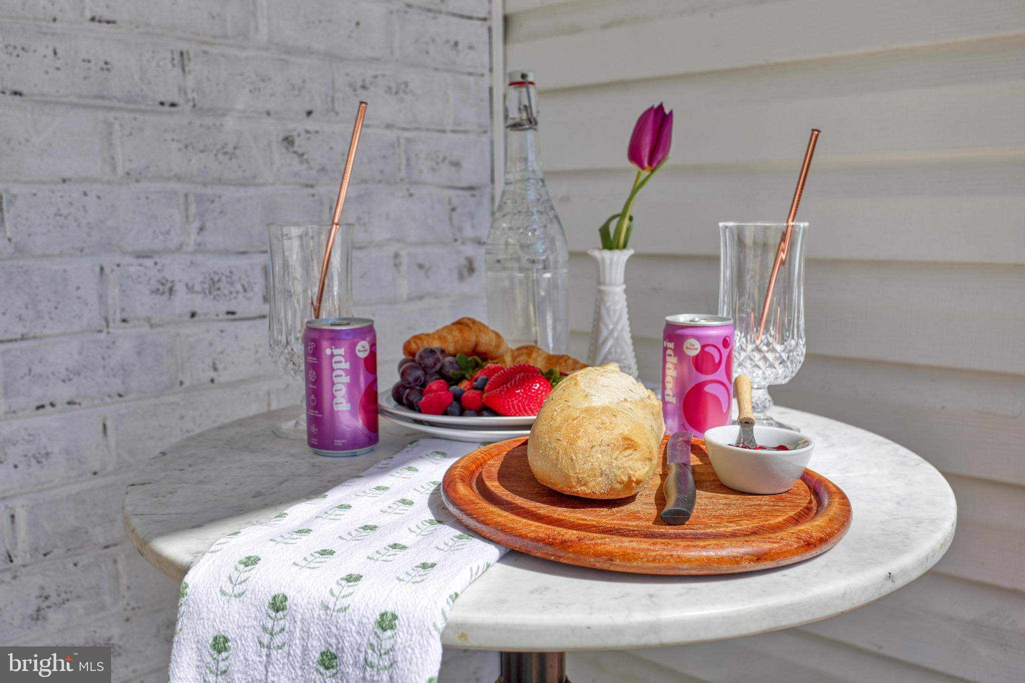 MISTY MEADOWS - Residential