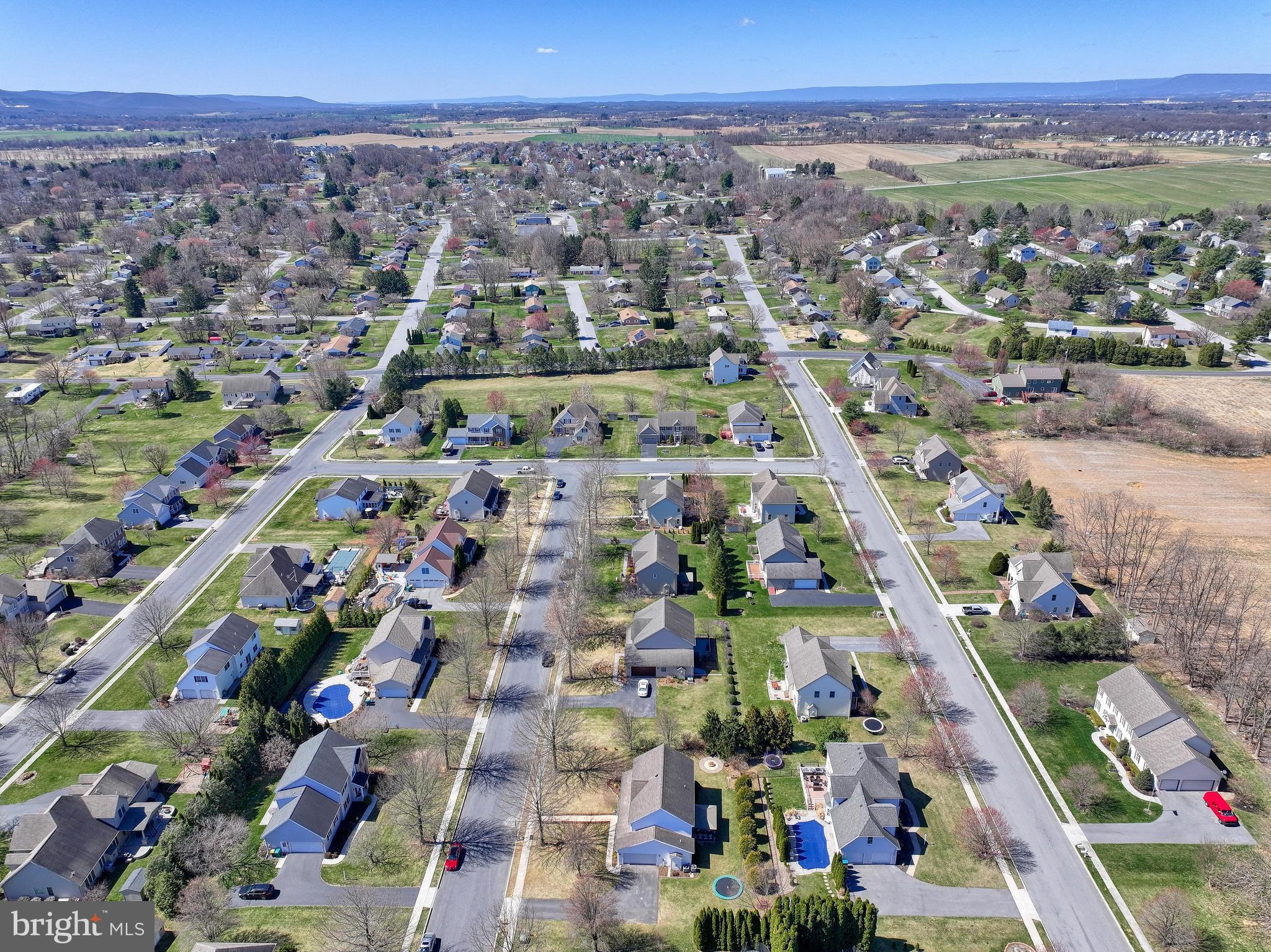 MISTY MEADOWS - Residential