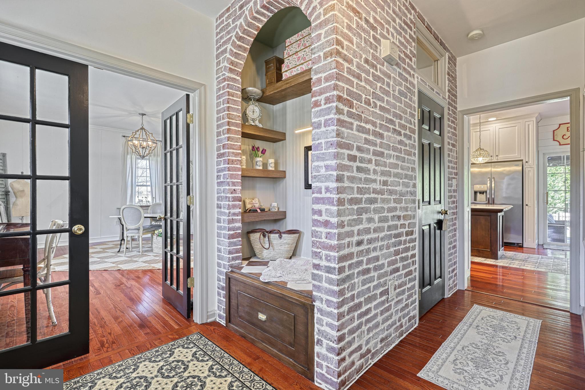 MISTY MEADOWS - Residential