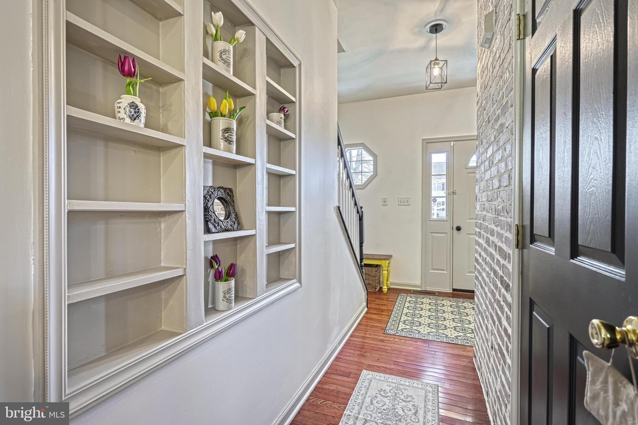 MISTY MEADOWS - Residential