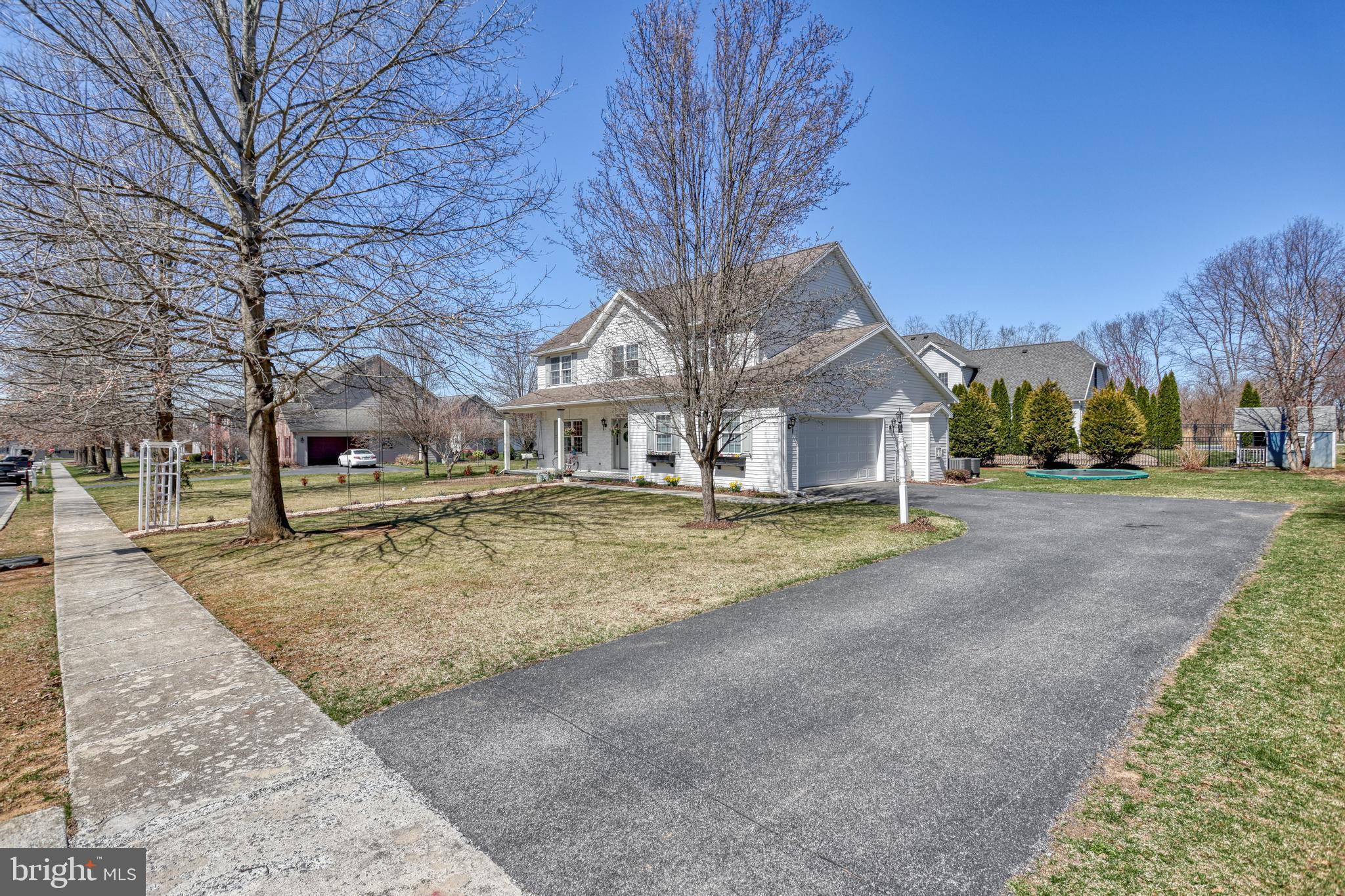 MISTY MEADOWS - Residential