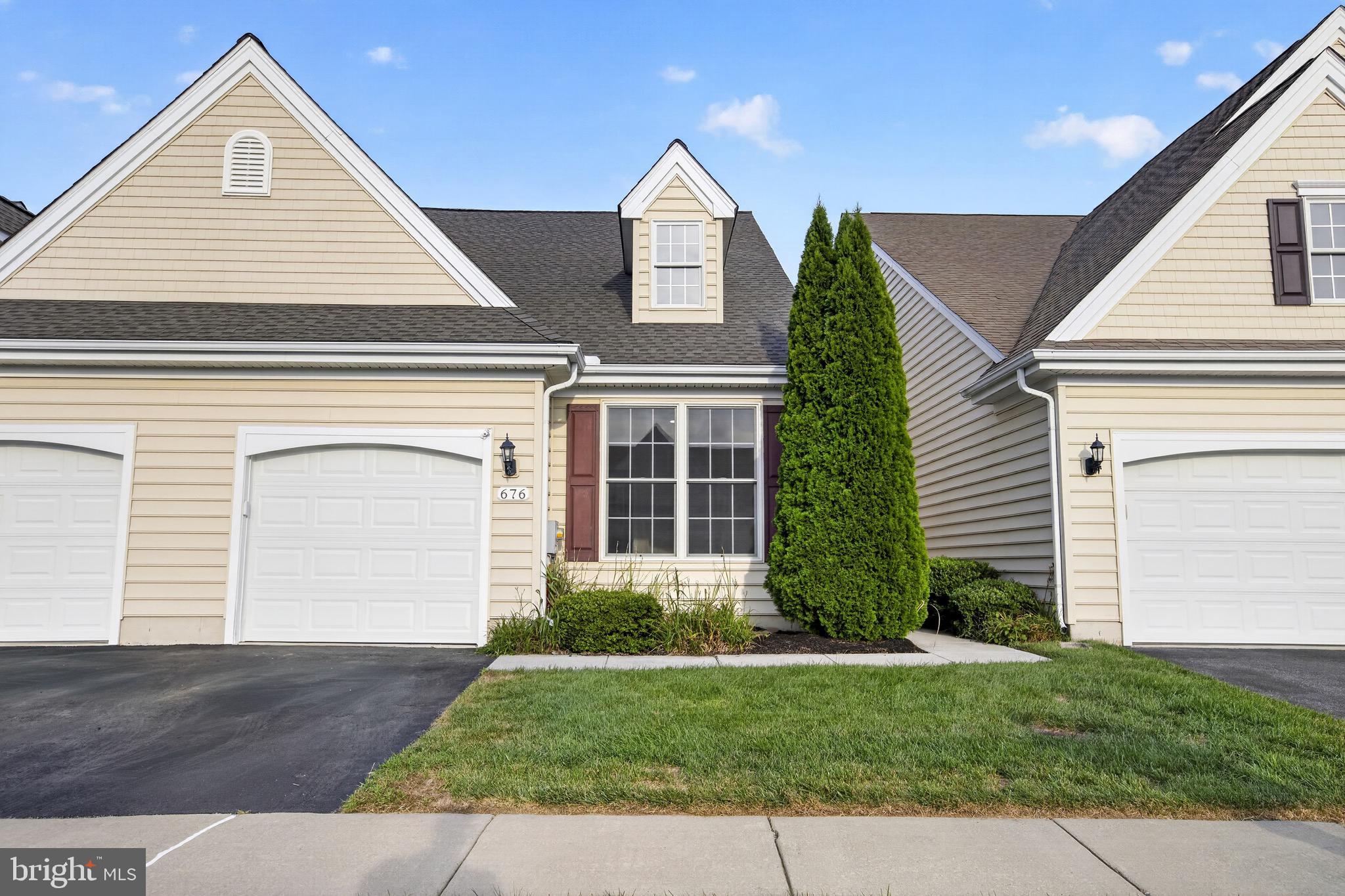 676 SORRELL CIRCLE