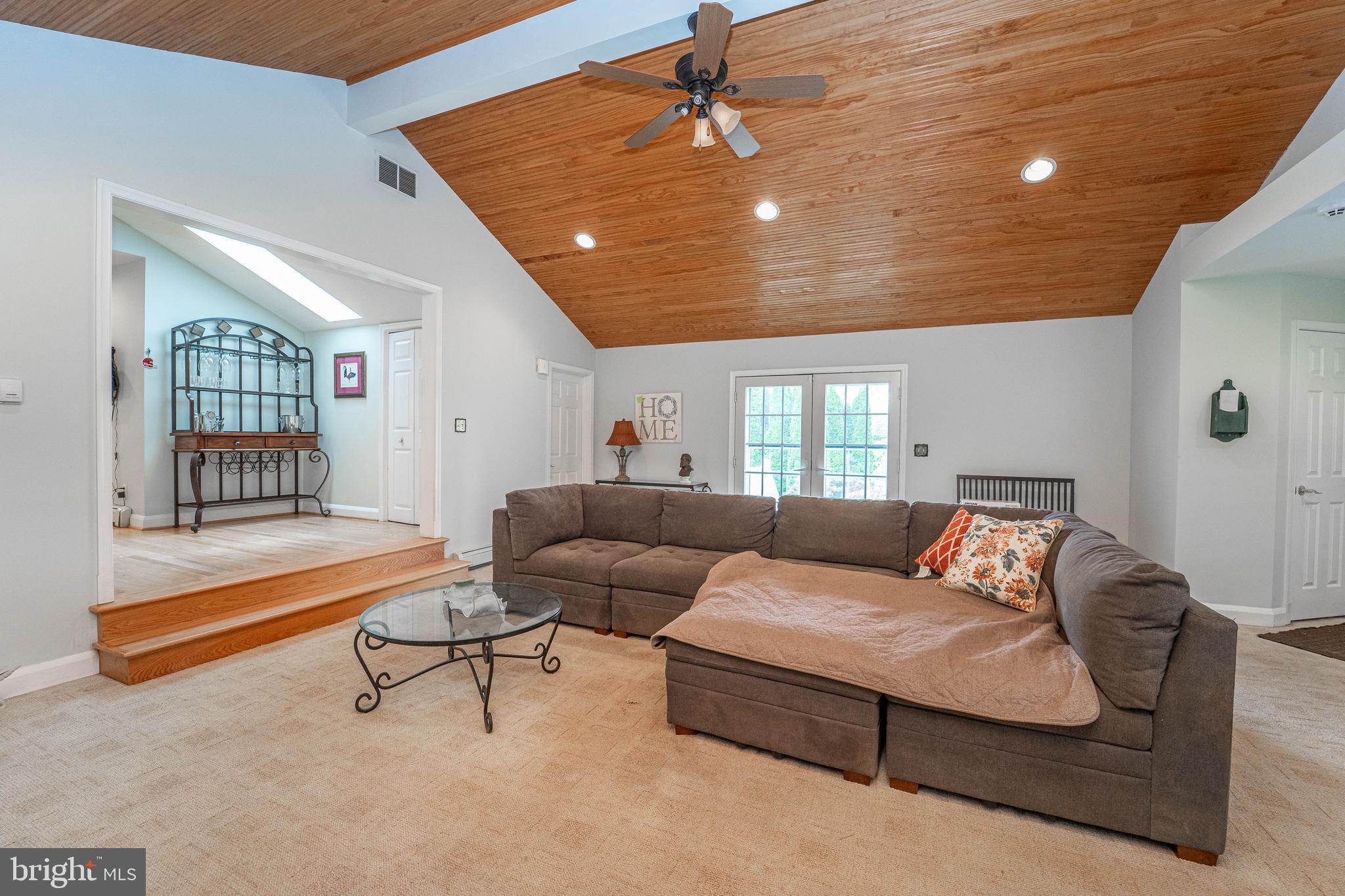 HAMPTON - Residential