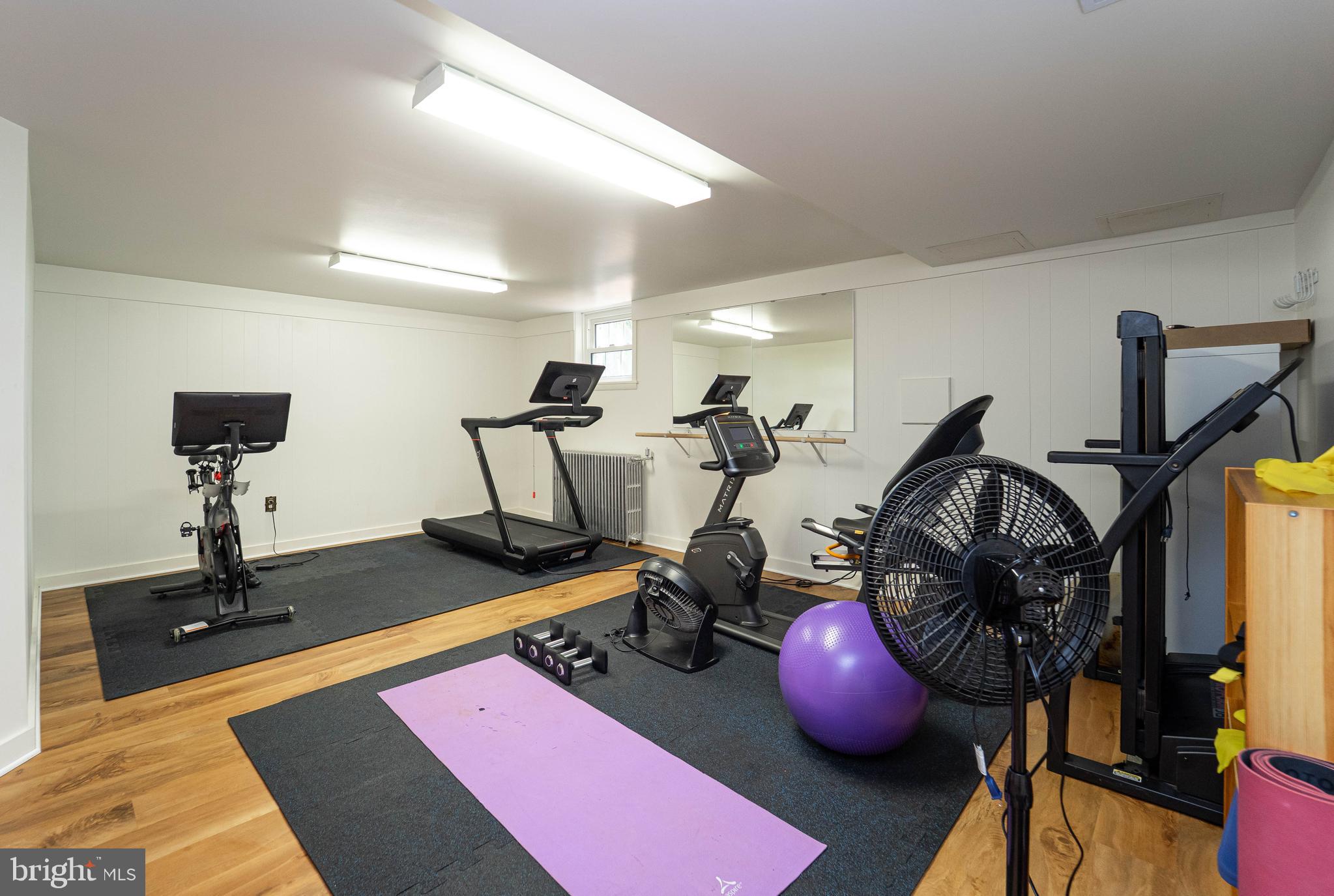 HAMPTON - Residential