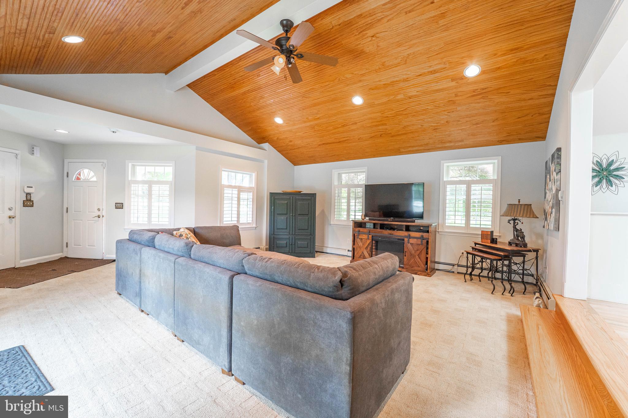 HAMPTON - Residential