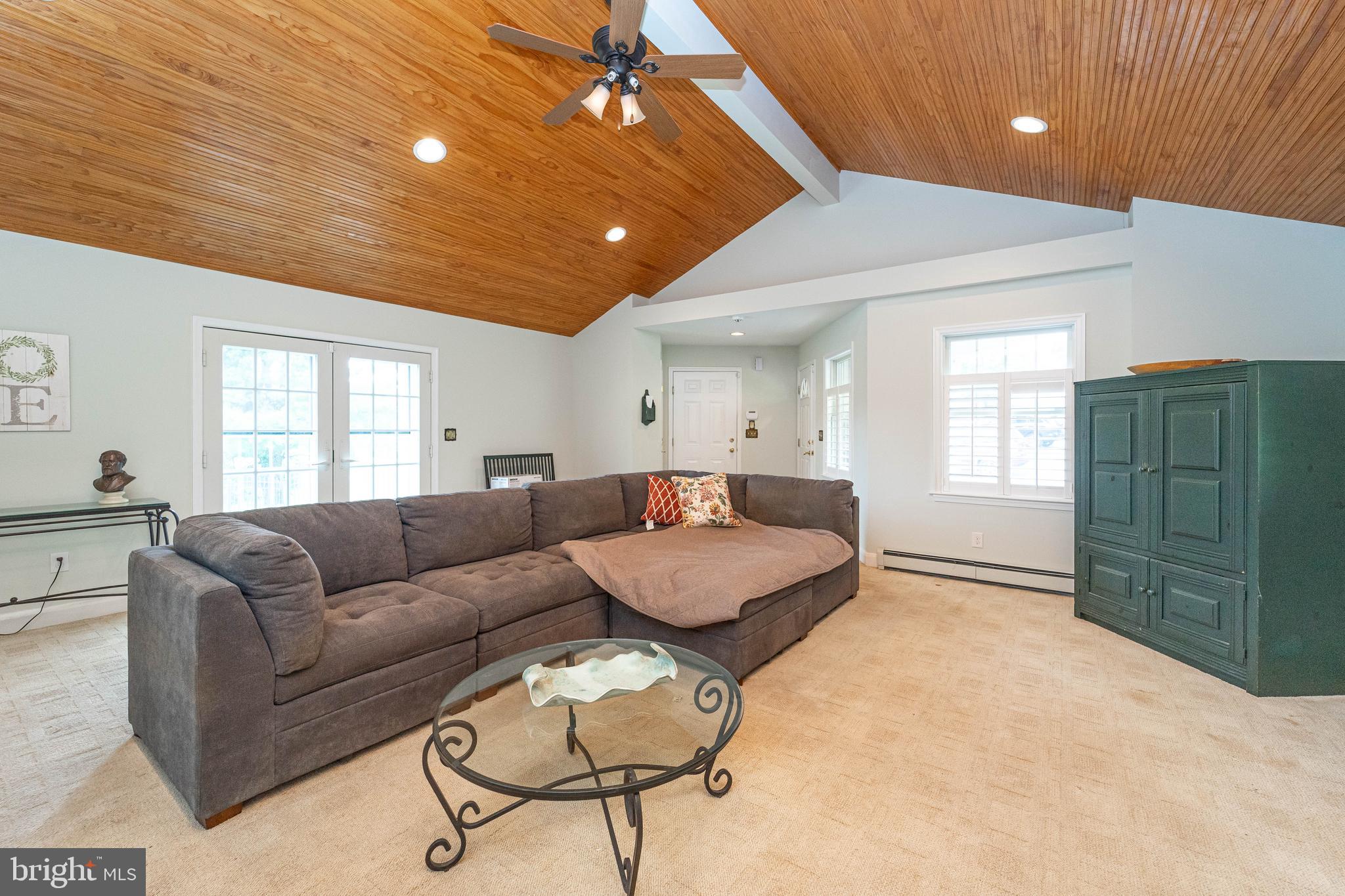 HAMPTON - Residential