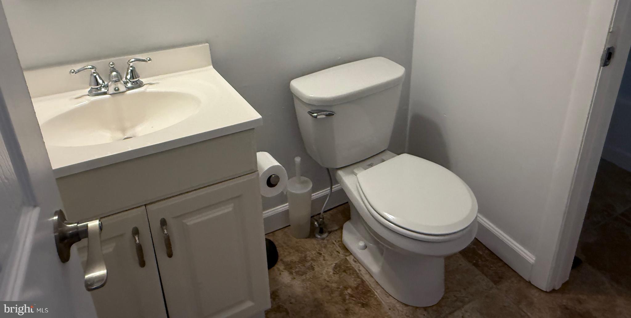 ELIZABETHS LANDING - Residential