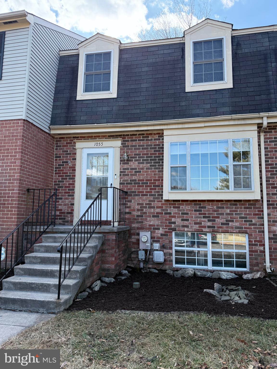 ELIZABETHS LANDING - Residential