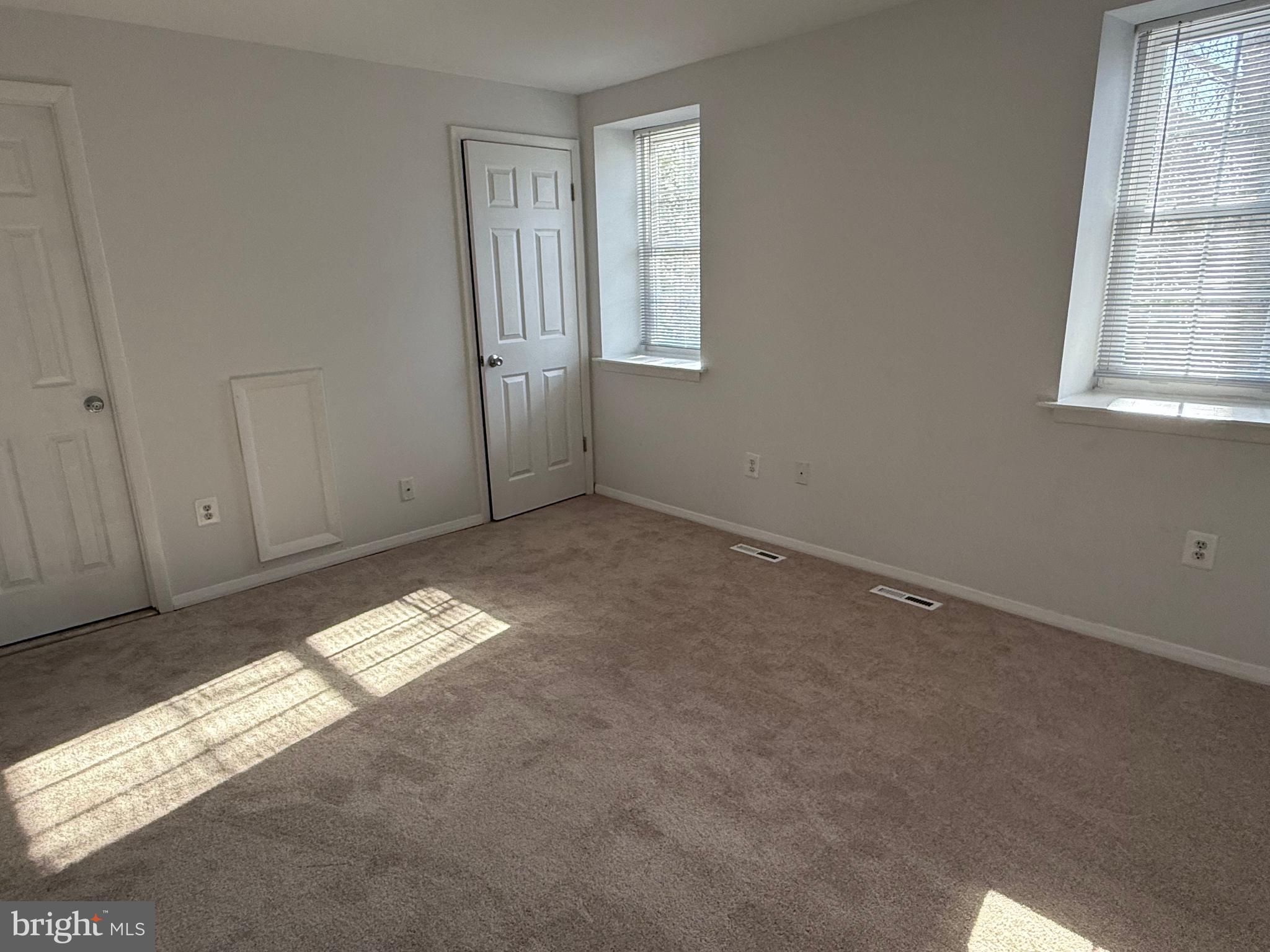 ELIZABETHS LANDING - Residential