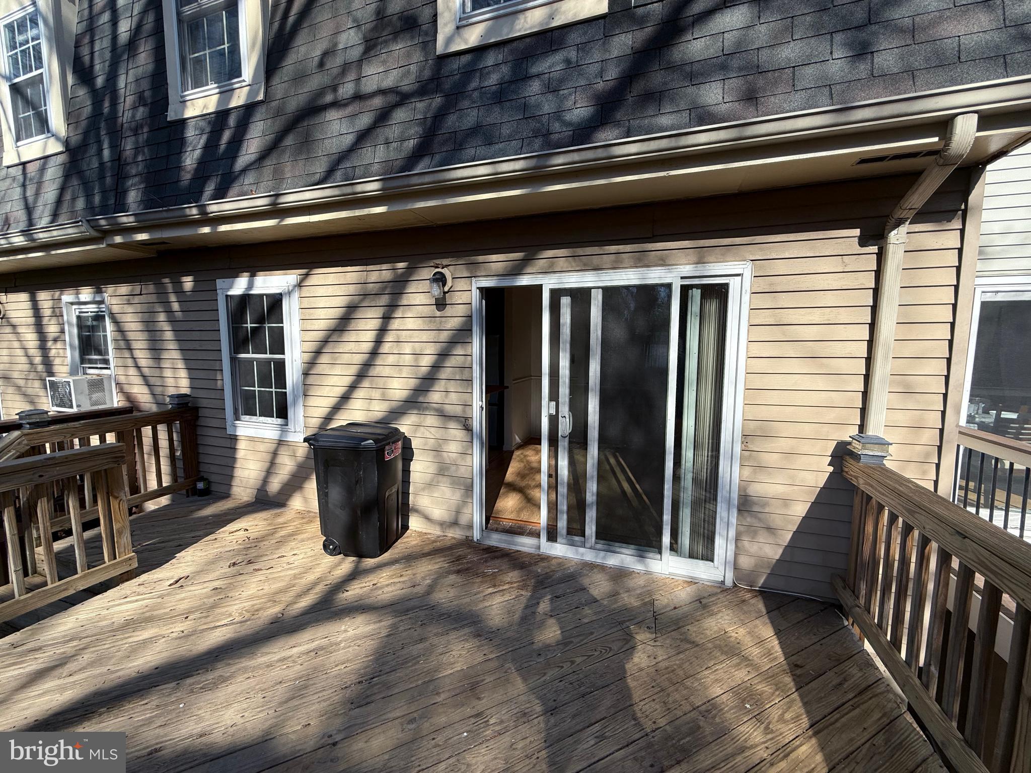 ELIZABETHS LANDING - Residential