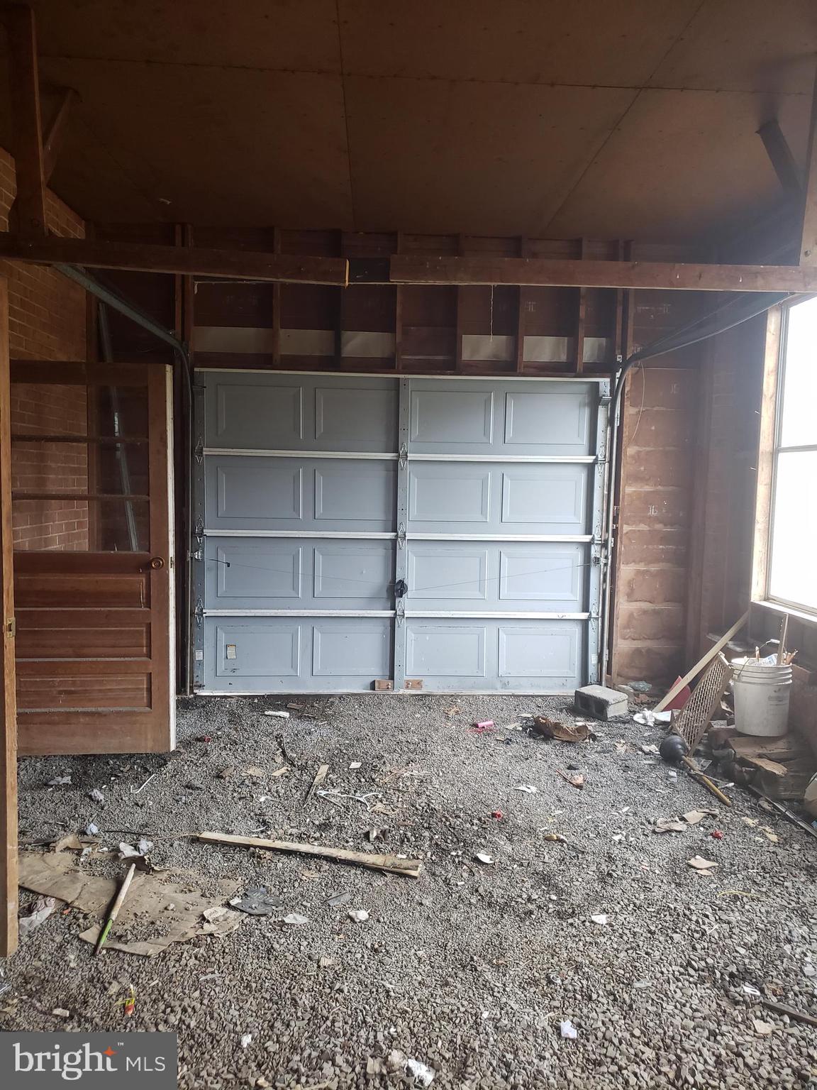 AMISSVILLE - Residential