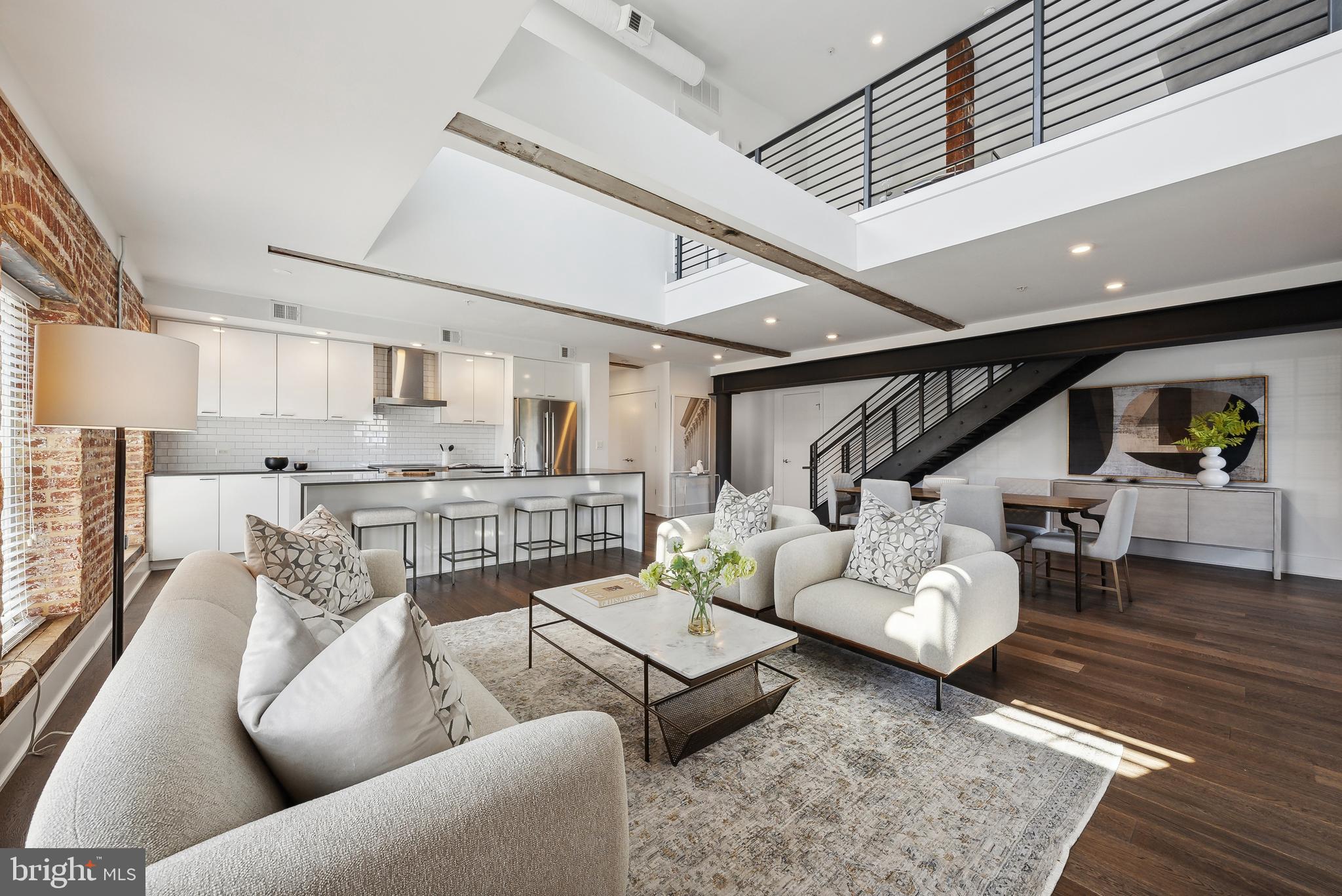 OLD TOWN ALEXANDRIA - Residential