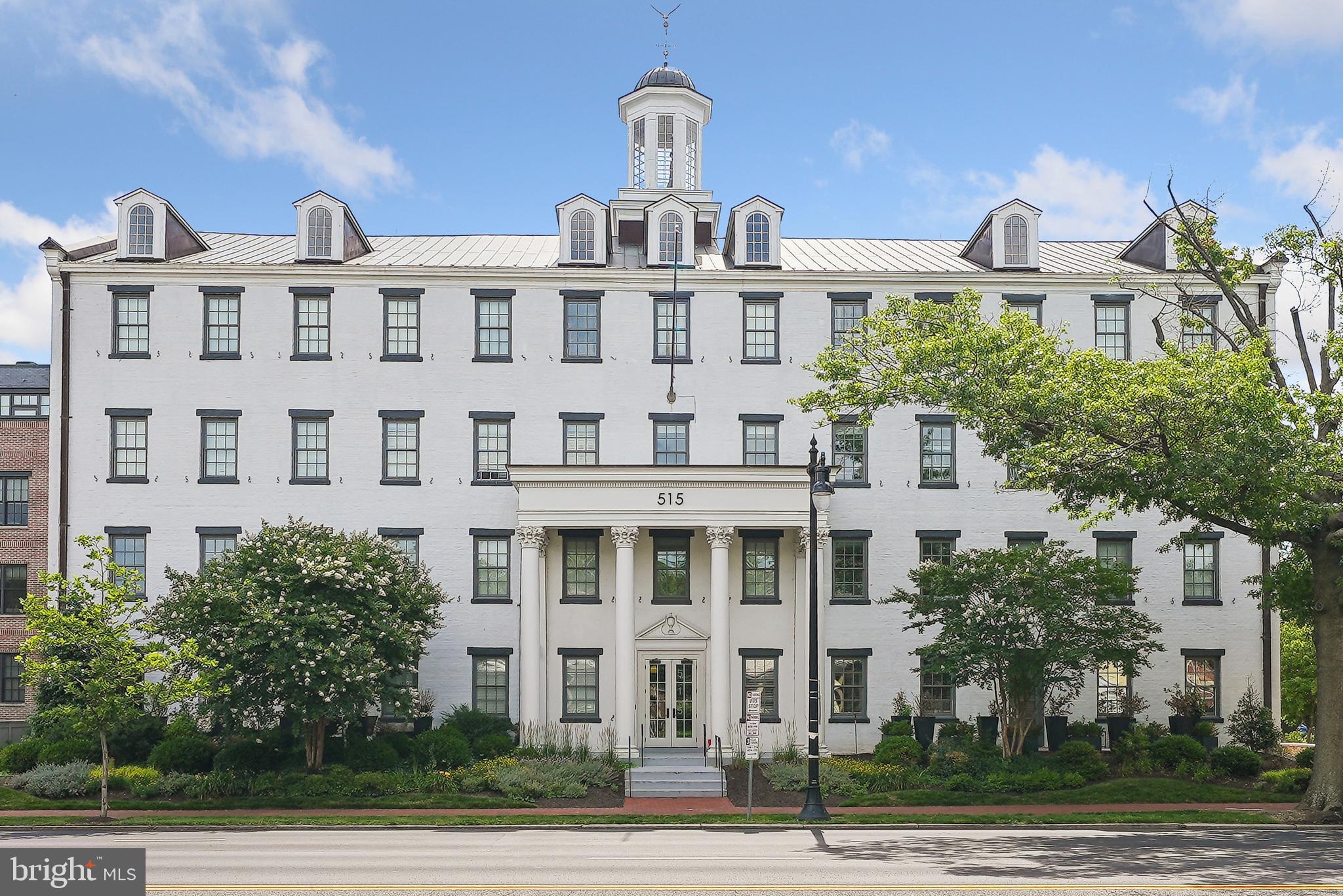 OLD TOWN ALEXANDRIA - Residential
