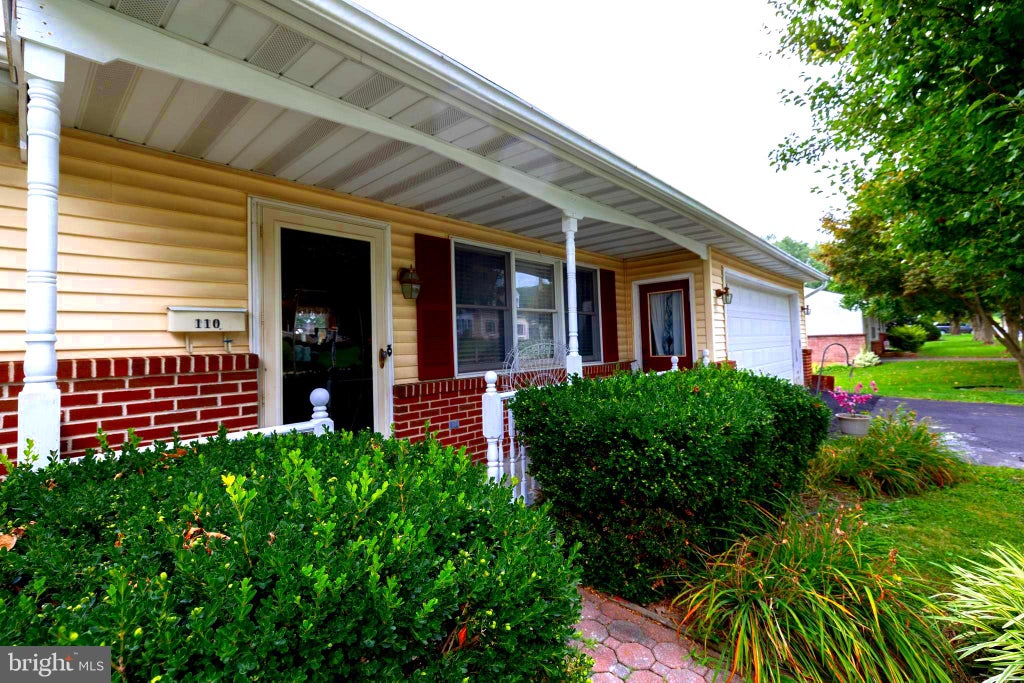 Photo of 110 Hemlock Road, EPHRATA, PA 17522 (MLS # PALA2093624)