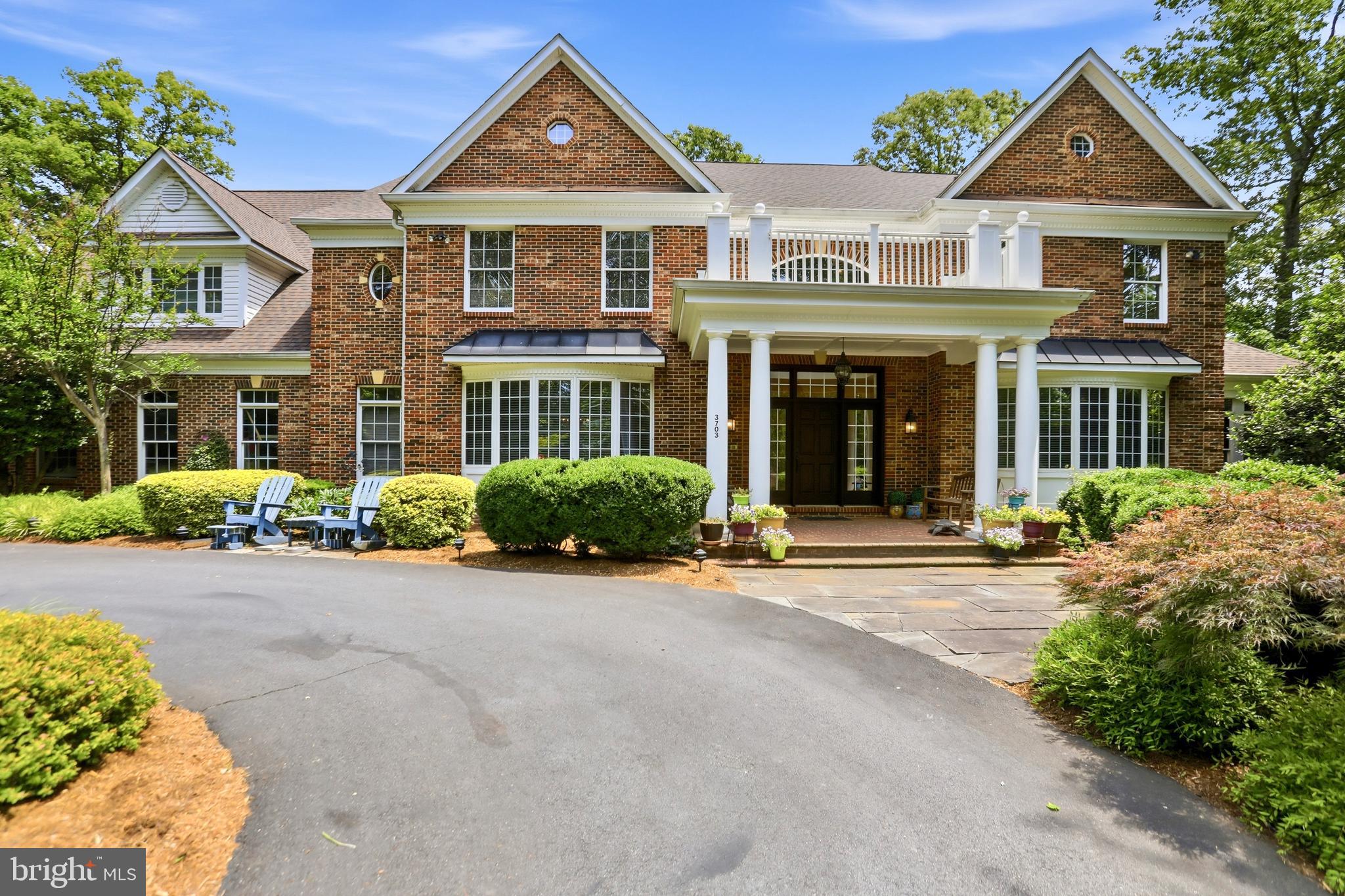 3703 WAPLES CREST COURT