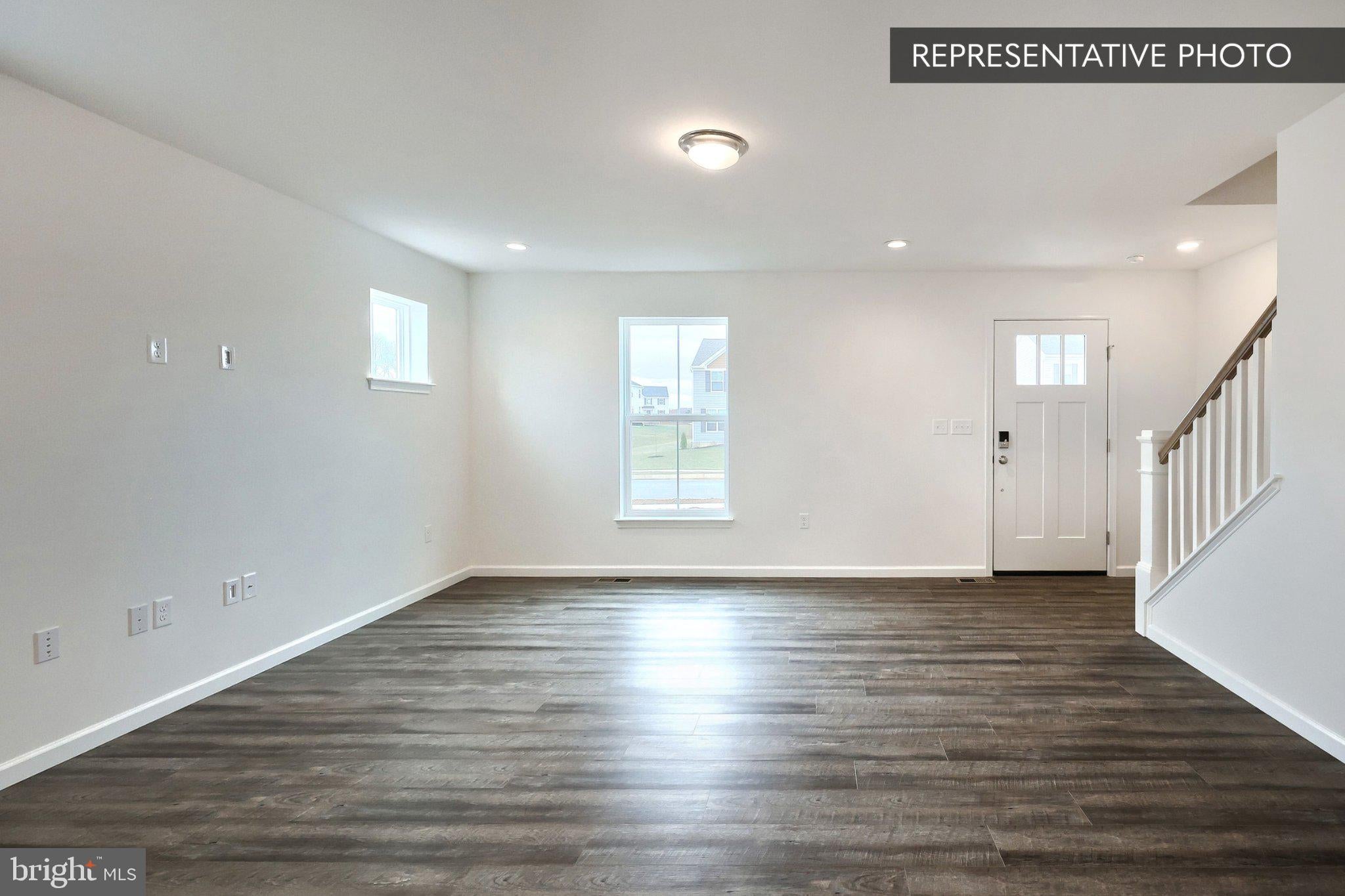 PIN OAK PLAN AT HILLS AT VALLEY VIEW