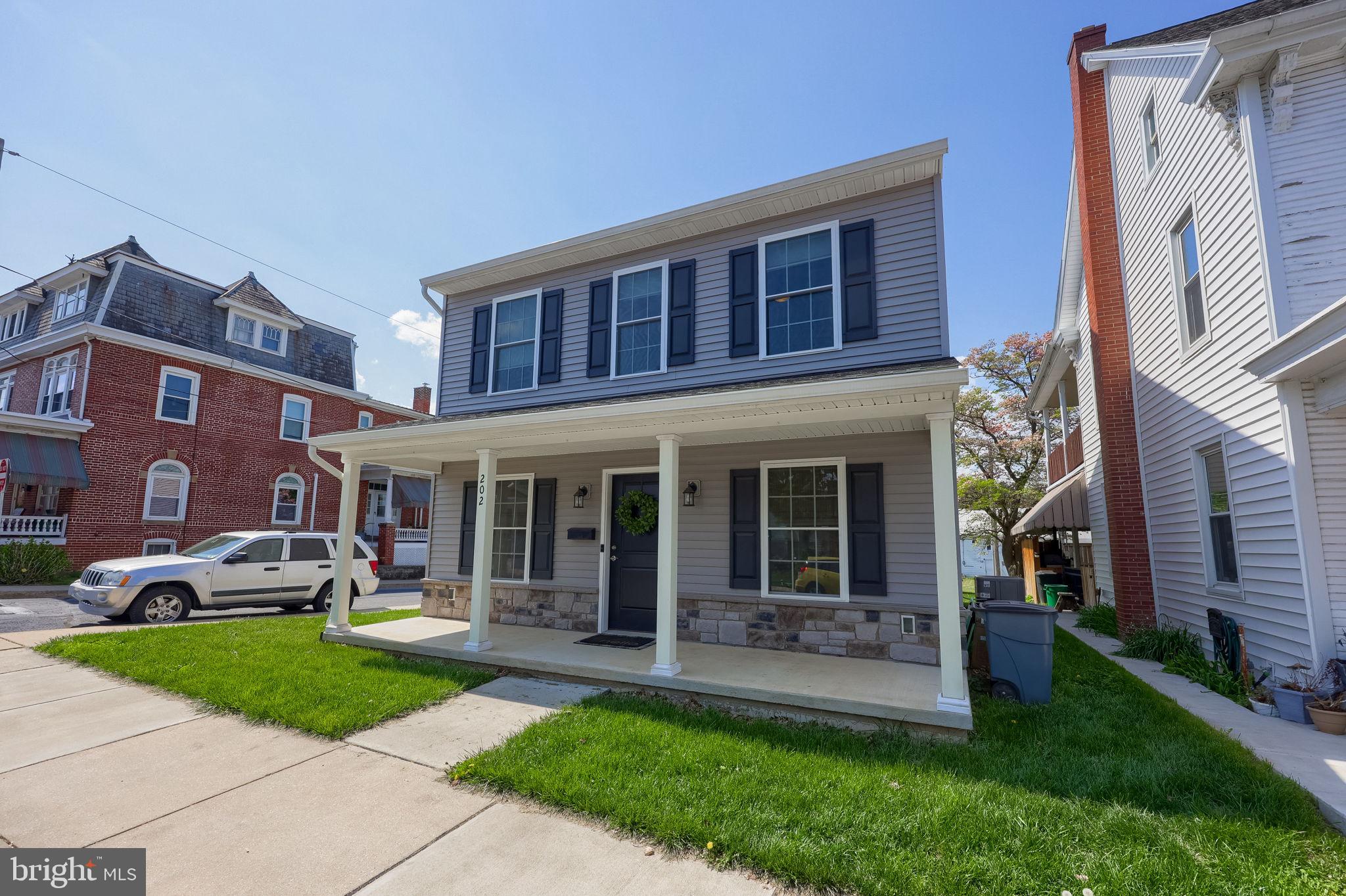 202 W FRANKLIN STREET