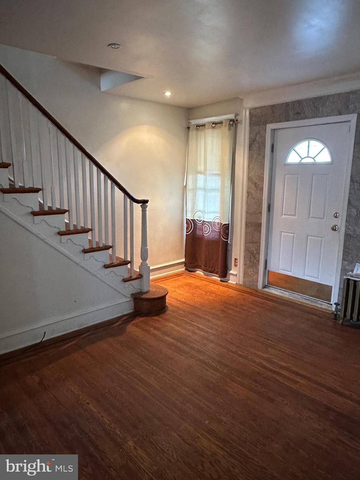 WEST OAK LANE - Residential