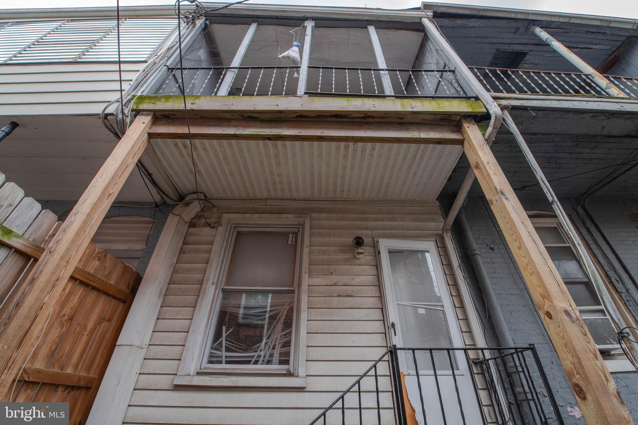 HIGHLANDTOWN - Residential