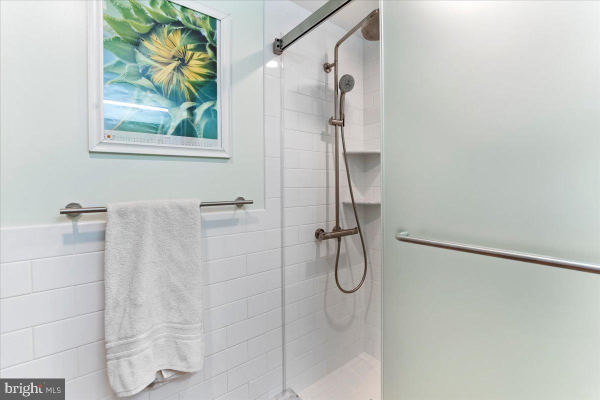 MANAYUNK - Residential