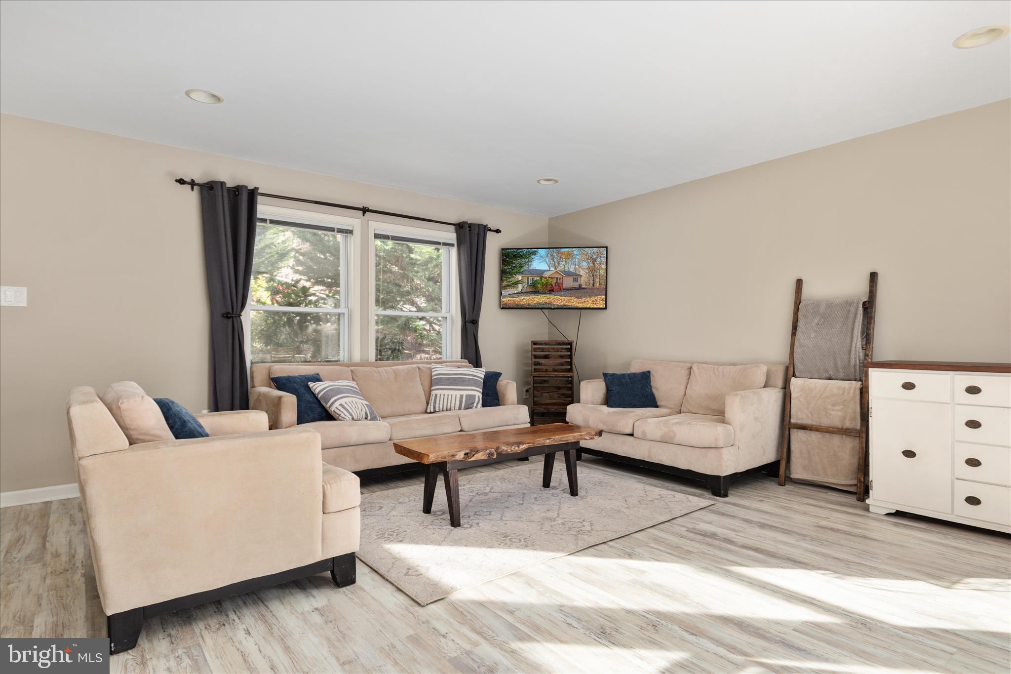 SHANNONDALE - Residential