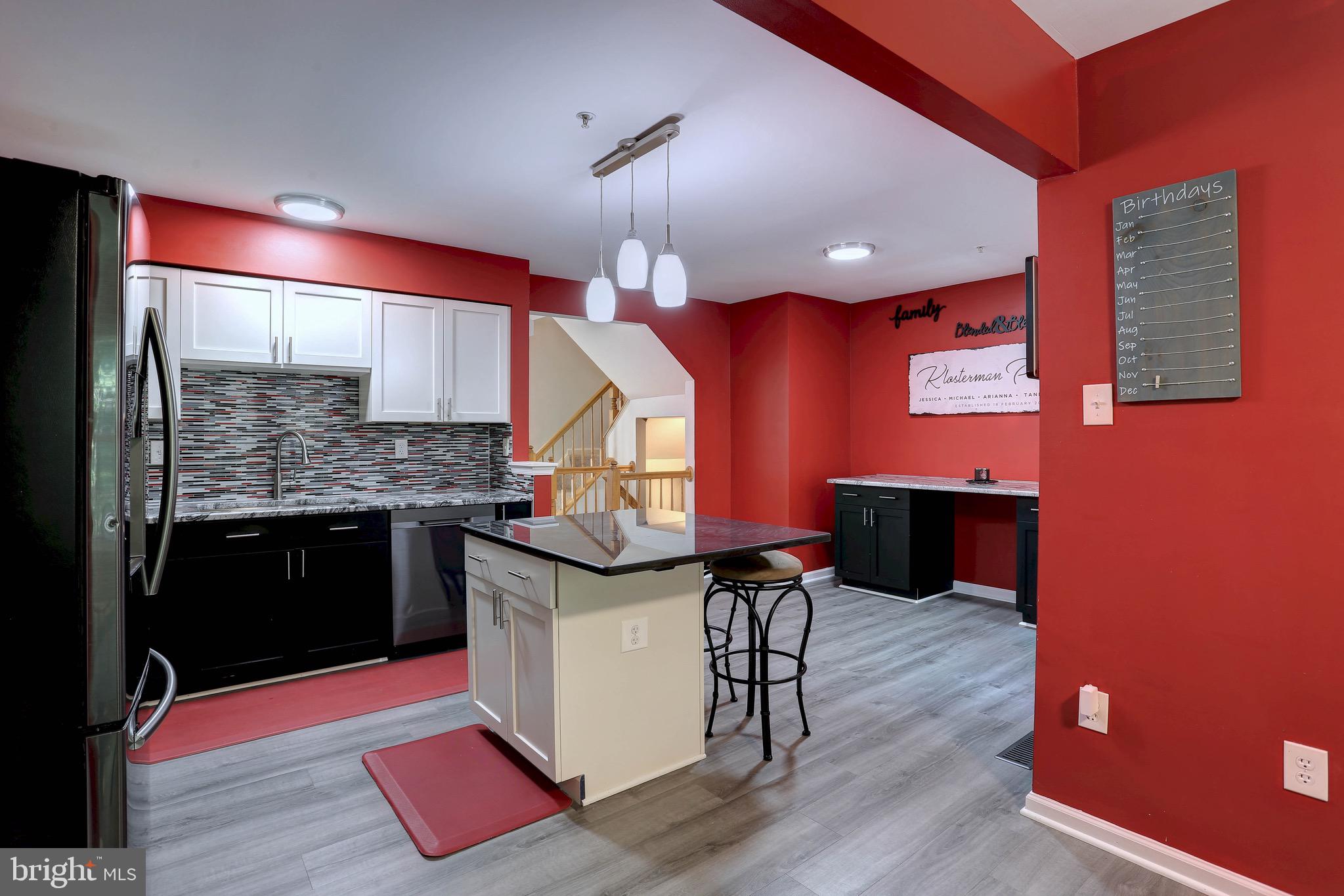 9861 BAYLINE CIRCLE