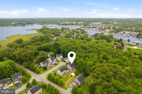 Homes For Sale - 706 Trapper Way<br/> DEALE, MD 20751