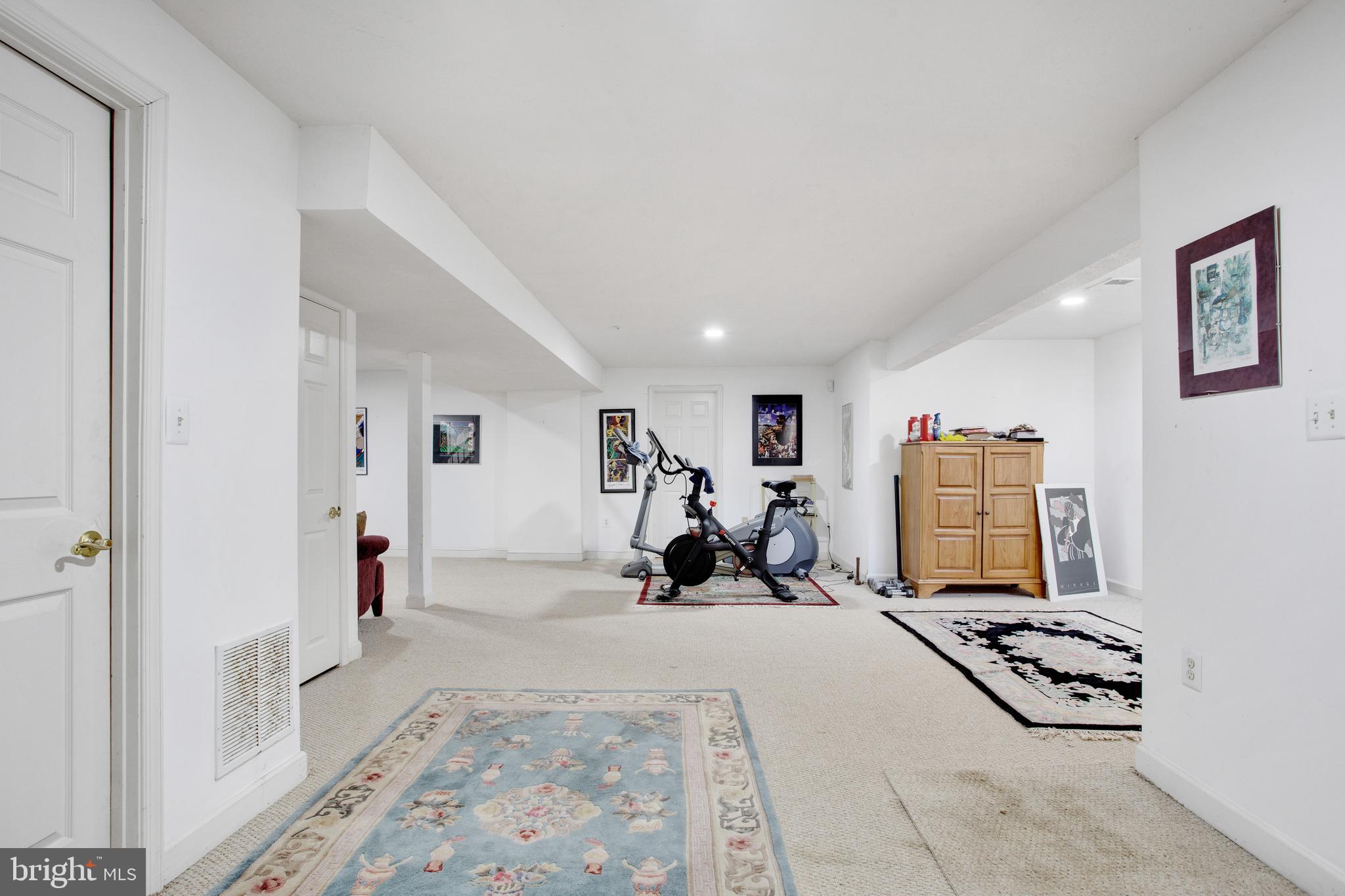 WINDSOR PARK - Residential