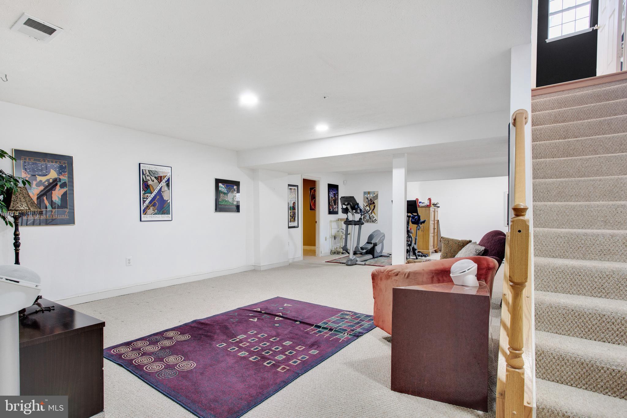 WINDSOR PARK - Residential