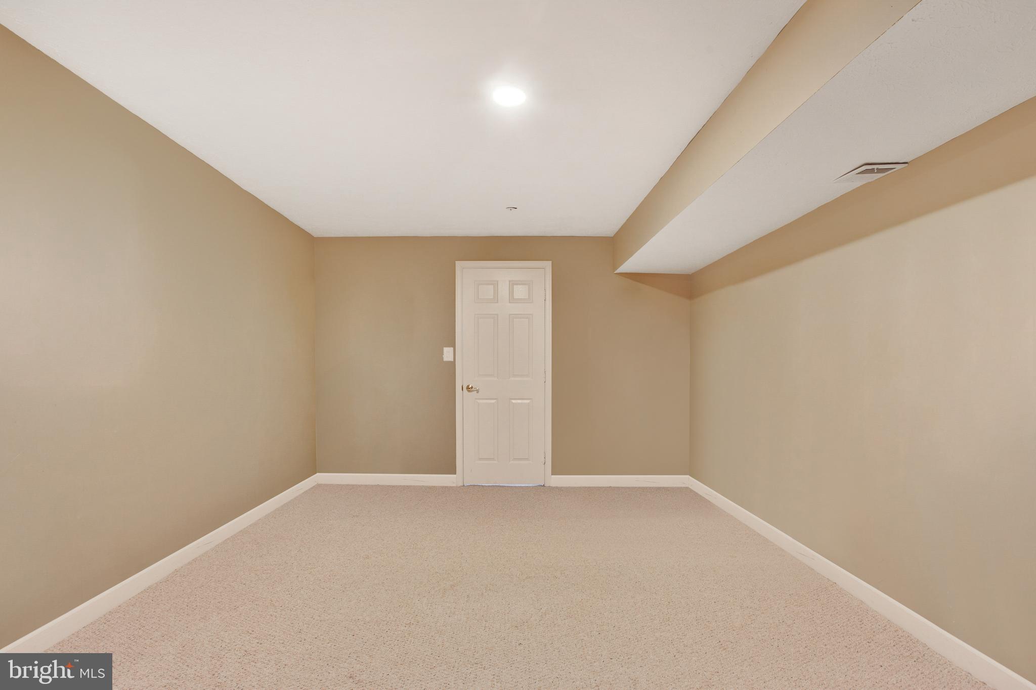 WINDSOR PARK - Residential