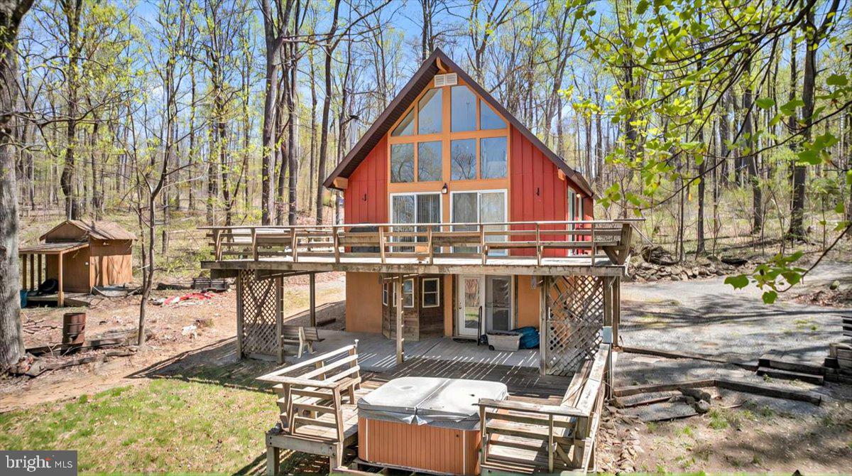 BLUE MOUNTAIN - Residential