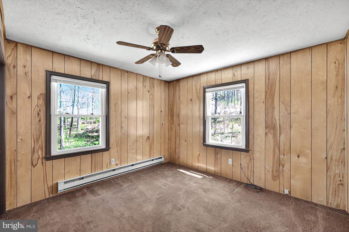 BLUE MOUNTAIN - Residential