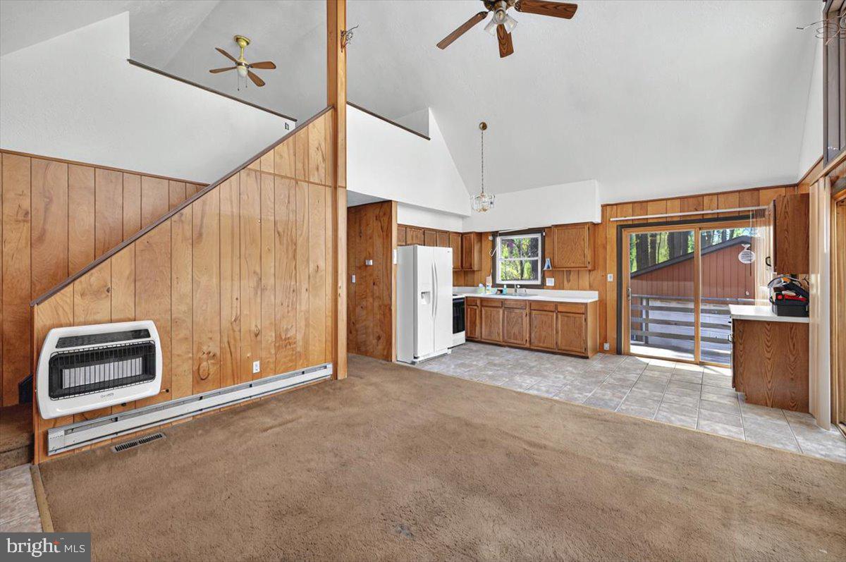 BLUE MOUNTAIN - Residential