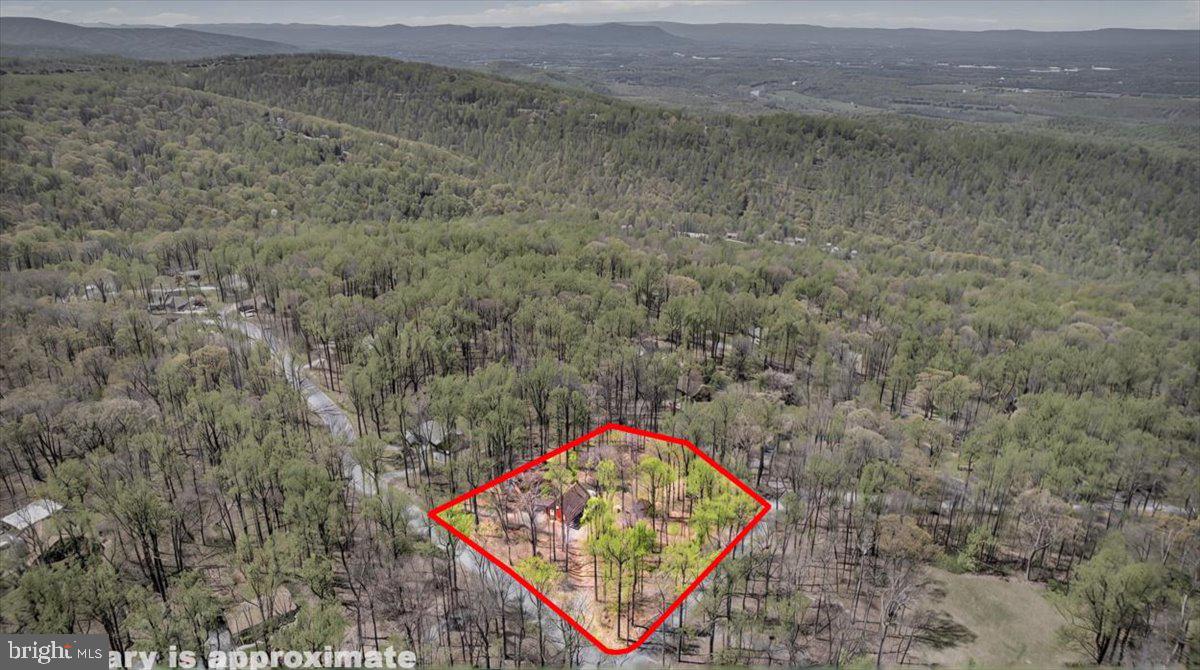 BLUE MOUNTAIN - Residential