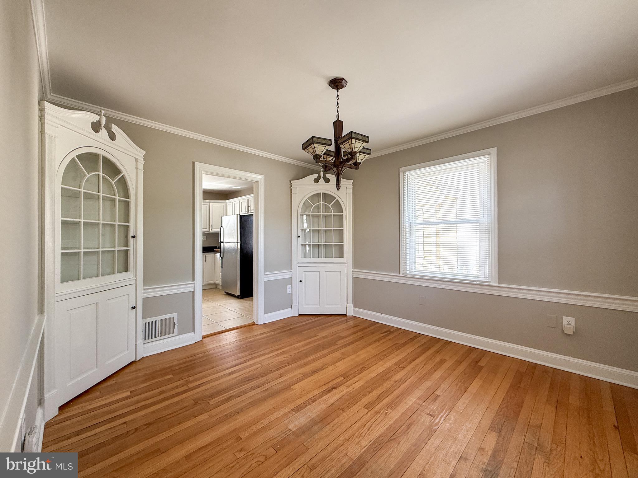 ROGERS HEIGHTS - Residential